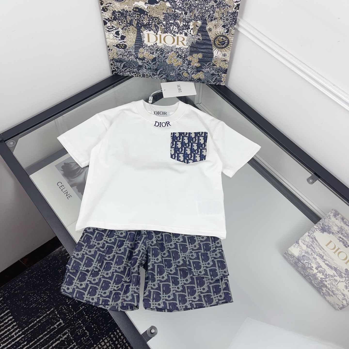 Precio: @145 Talla: 90-160 Nuevo 🆕 Conjunto para niño DR | El techo de la elegancia veraniega para pequeños humanos ✨ …