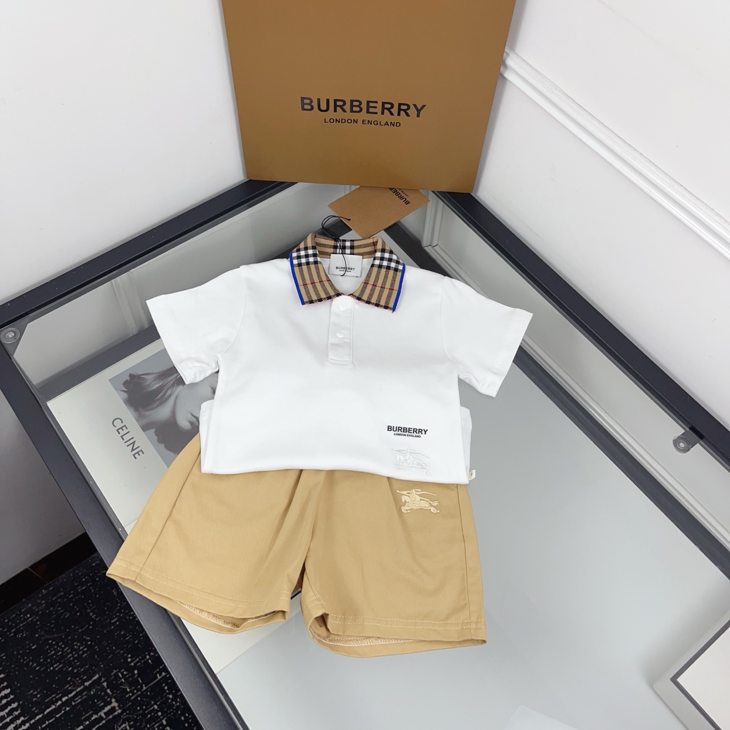 Precio: precio de agente @108 Tallas: 80-90-100-110 Nuevo 🆕 ¡El techo del estilo británico para niños! ¡Este conjunto …