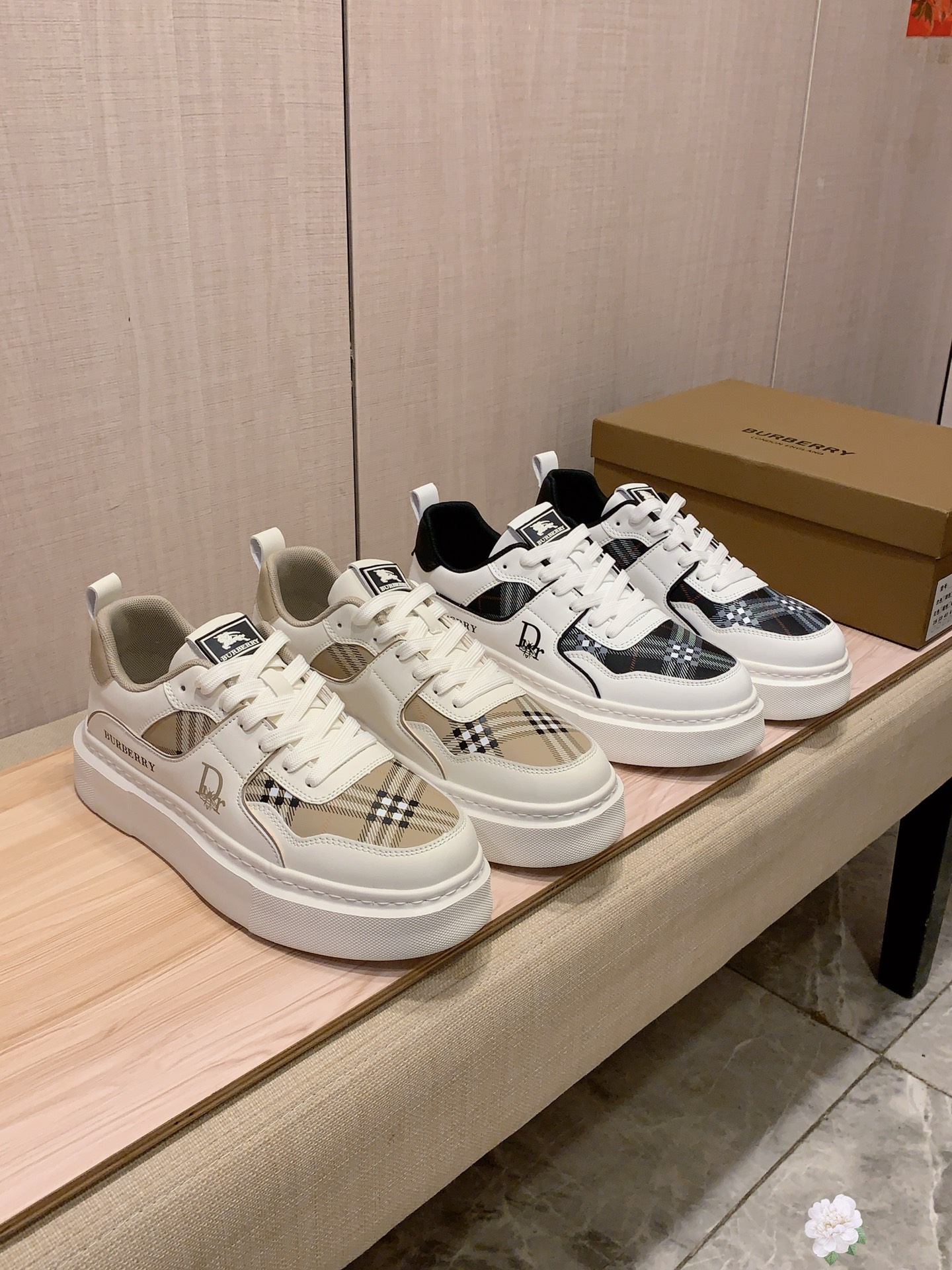 NO:277212,New model: [Lightning][Lightning] 