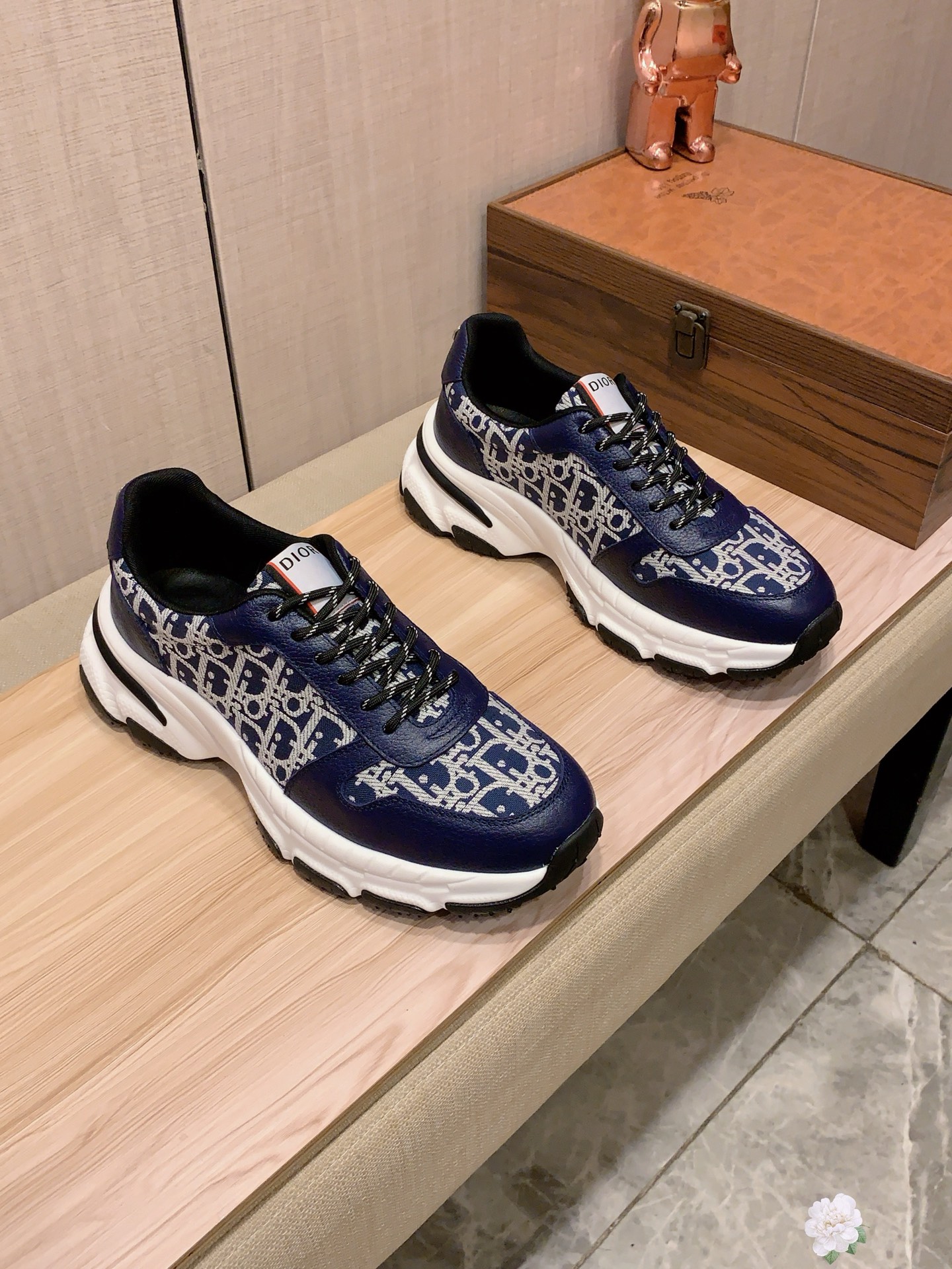 NO:278822,New model: [Lightning][Lightning] 