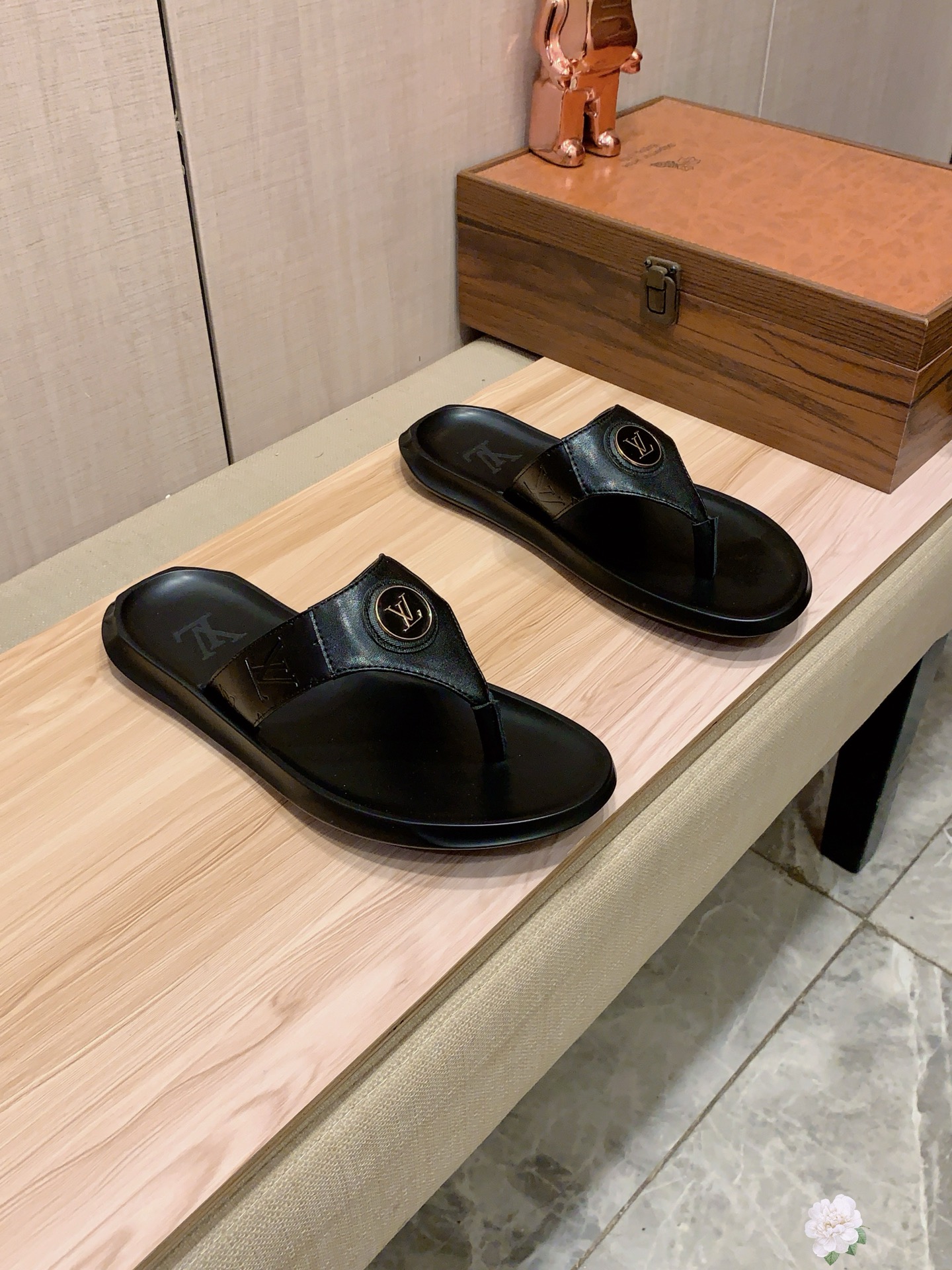 NO:347595,Slippers: New: : 