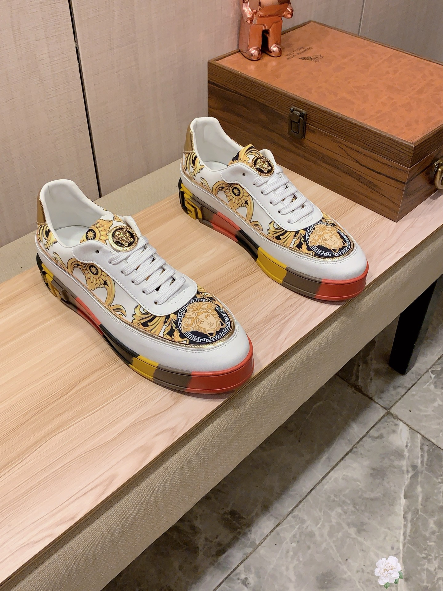 NO:352537,New model: [Lightning][Lightning] 