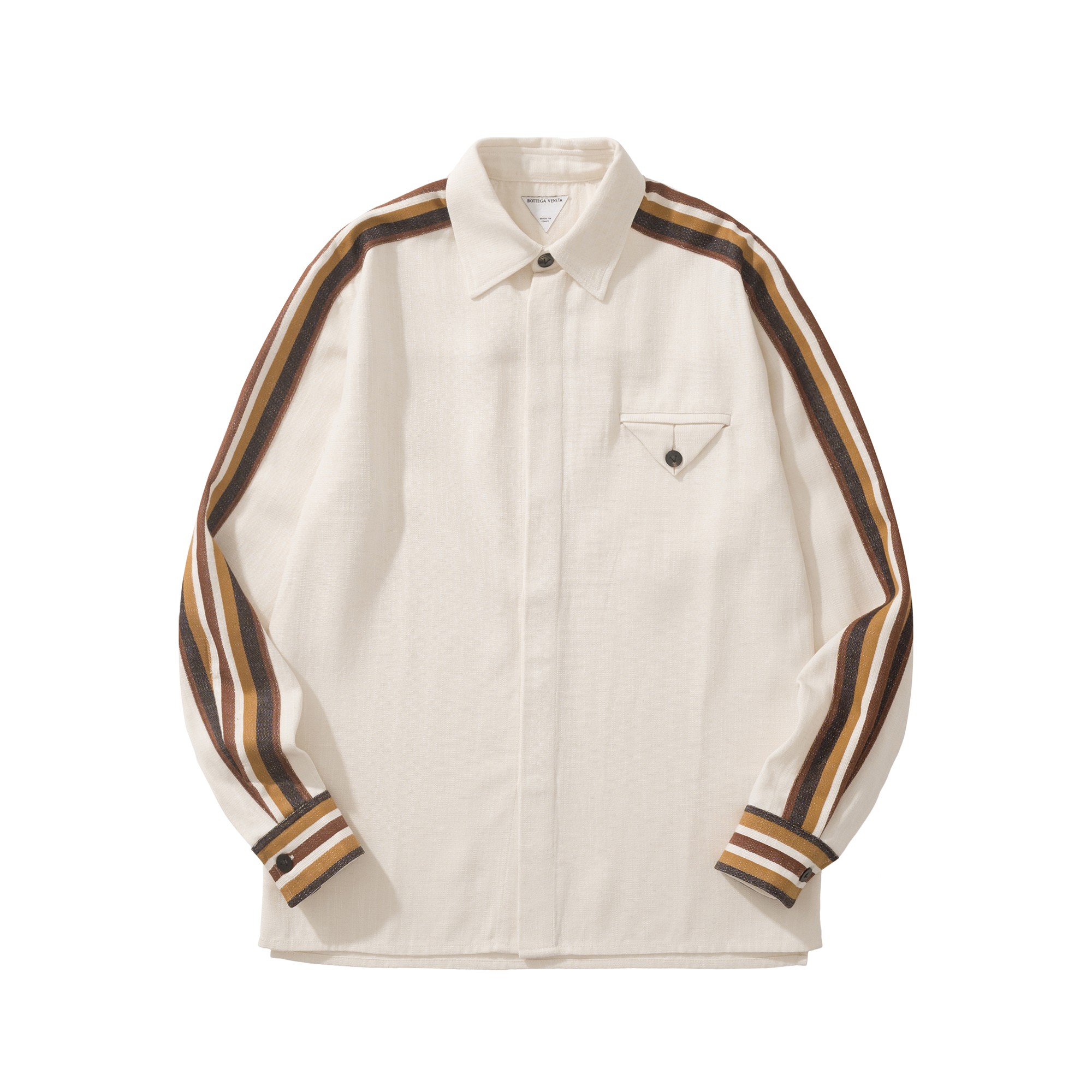 NO:782760,New BV Men's Textured Striped Sweatshirt, BV Solid Sweatshirt Shirt, featuring textured Velcro stripe pattern, signature triangle dot collar at chest, hidden button placket, long sleeves, single button cuffs, uneven vented side panels back yoke, straight hem. Fabric: Linen, SIZE: 46 48 50 52, Bottega Veneta - Clothing, bottega veneta,bottega veneta,shirts,19860909新品BV男士纹理条纹运动衫,BV实心运动衫衬衫,饰有质感维可牢多条纹图案,胸前带有签名三角形图案点领口,隐藏式纽扣门襟,长袖,单按钮袖口,不平整的通风侧板 后轭,直边下摆. 面料:亚麻,SIZE:46 48 50 52,葆蝶家-服装,bottega veneta,bottega veneta,shirts,,Women's clothing