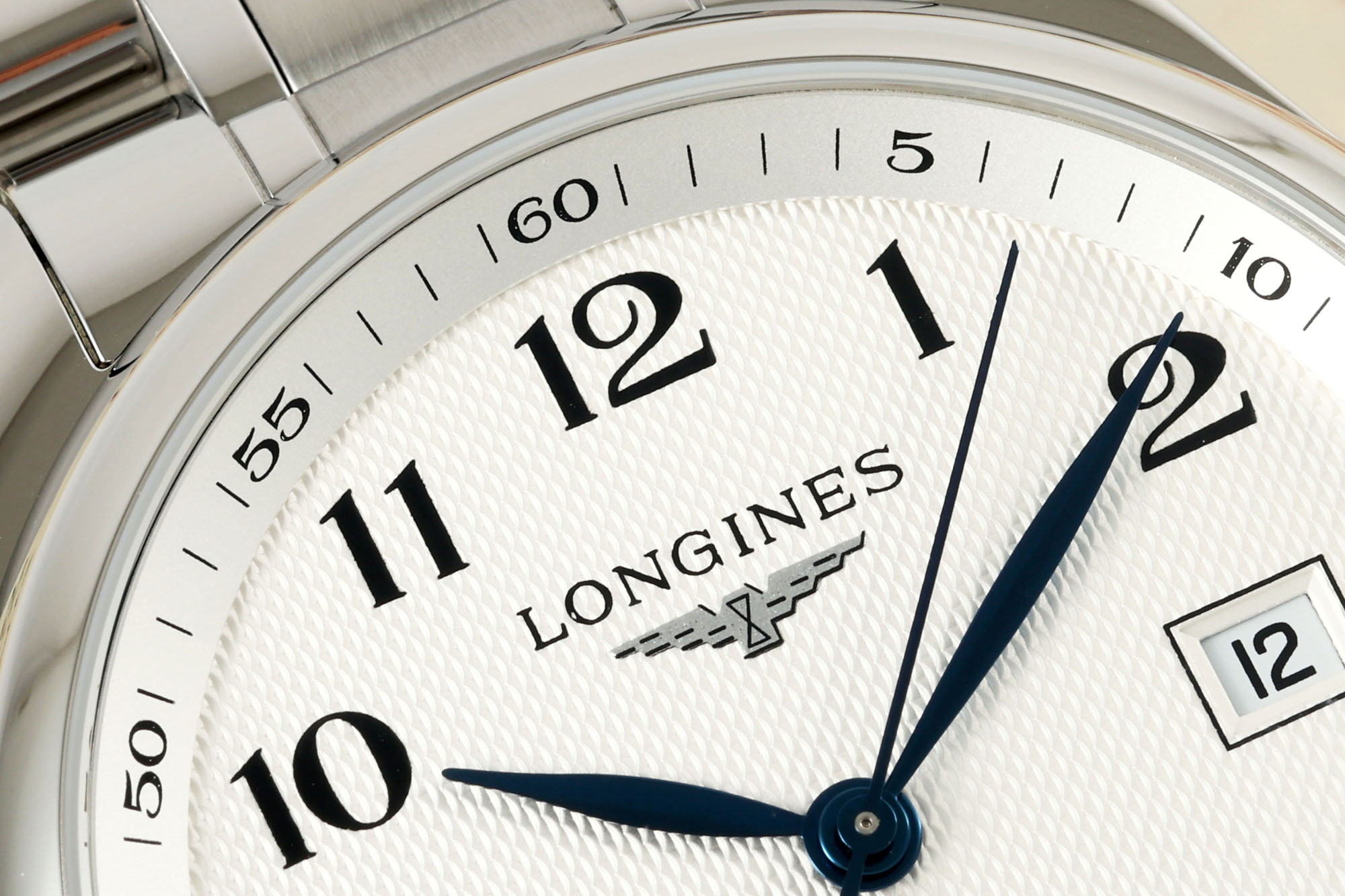 Longines AF Pioneer 40mm Automechanical Series Watch Overview: Specs and Features - 图片 4