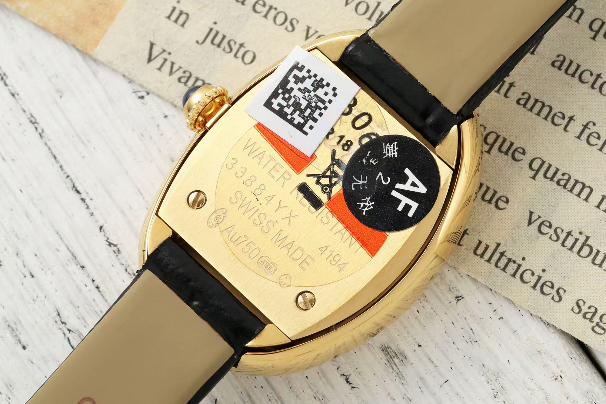 “Cartier AF 100-Year Bagnoire Wristwatch Series: Timeless Elegance with Modern Touches” - 图片 5
