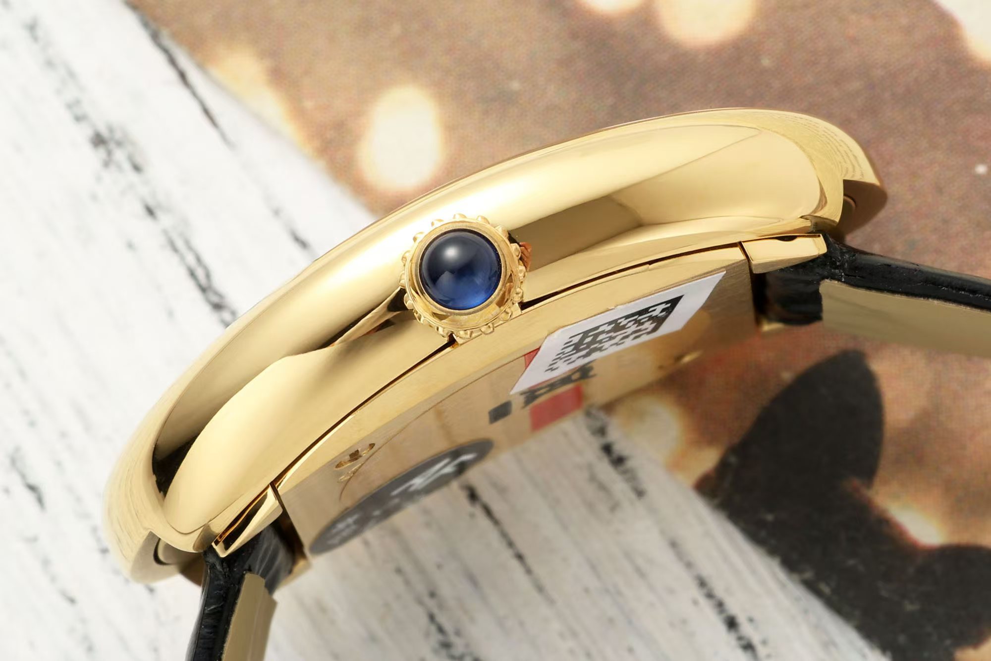 “Cartier Bagnoire Wristwatch Series: Perfect 100-Year Recapitulation with Modern Elegance and French Charm” - 图片 5