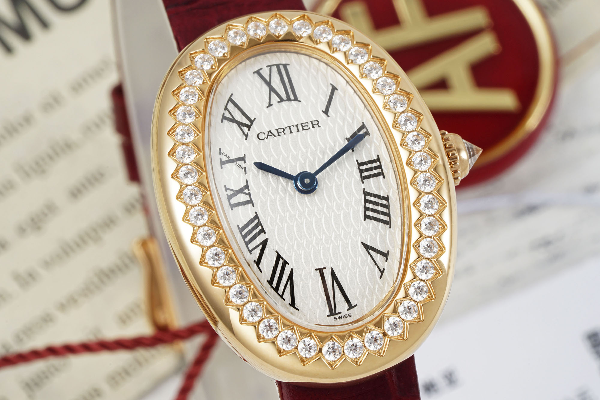 “Cartier Bagnoire Wristwatch Series: 100-Year Process Perfectly Recaptured in AF Model | Modern Elegance & French Style”