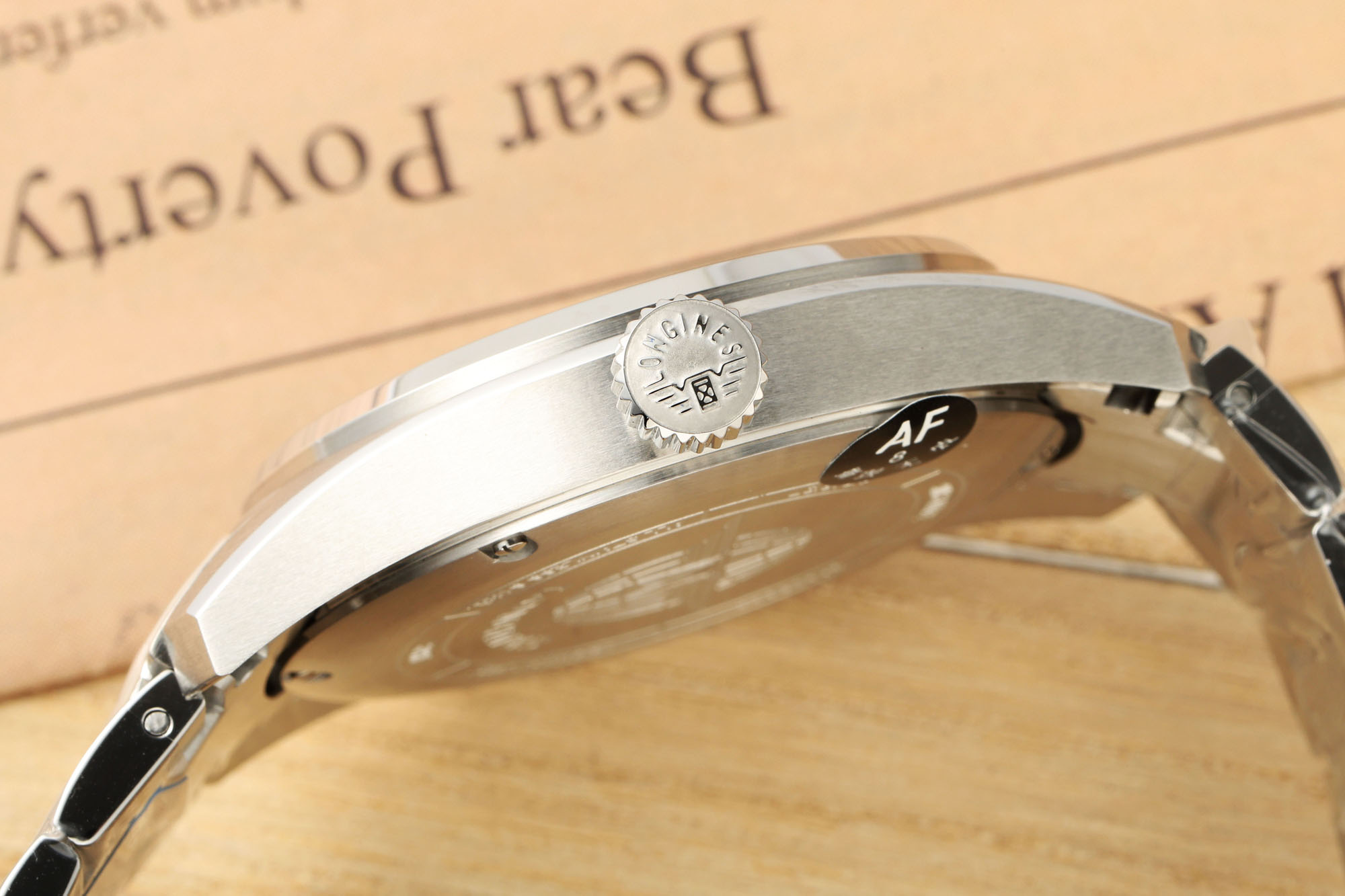 “Longines Five Stars Watch Tribute: Quality, Design, and Heritage in Steel with Water Resistance” - 图片 8