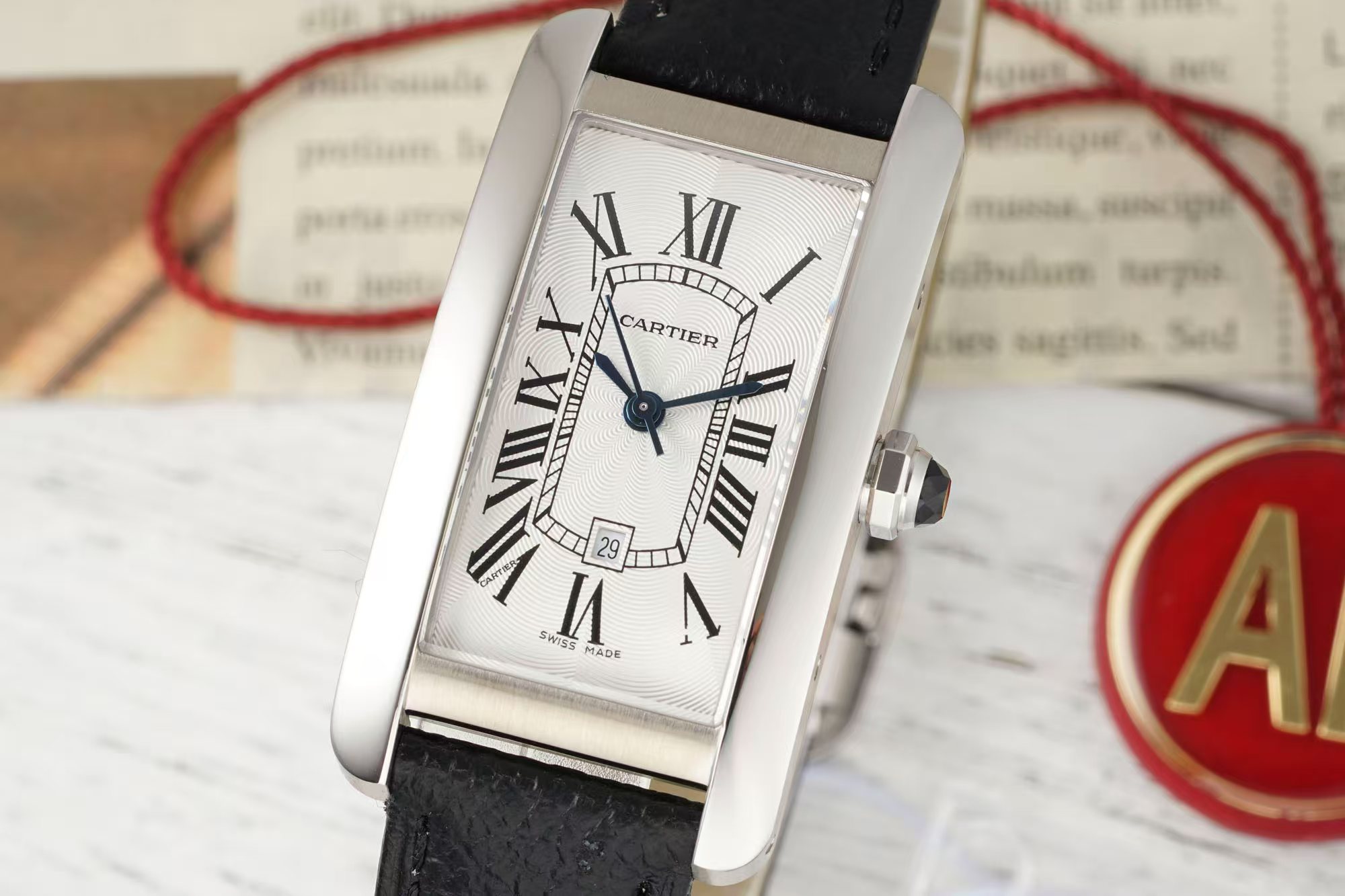 NO:714902,American tank 41.6*22.6 Swiss quartz medium series,19860909美国坦克41.6*22.6瑞士石英中号系列,,Watch