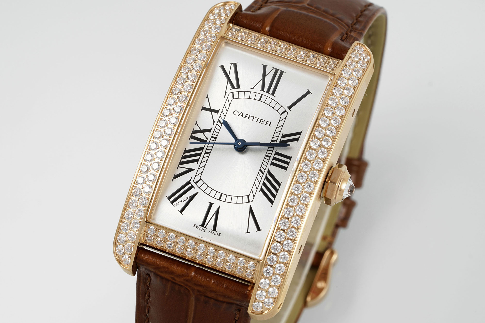 Cartier Tank American Medium Size Quartz Movement Diamond Bezel Leather Strap 3 i1744456674048 3728 0 2