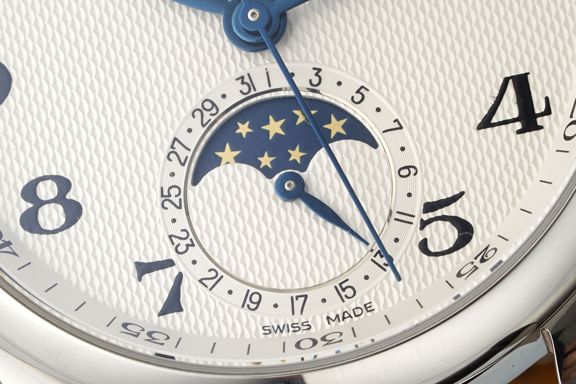 Elegant 34mm AF Pioneer Wristwatch for Women: Unique Design, High Performance, and Diverse Color Options - 图片 5