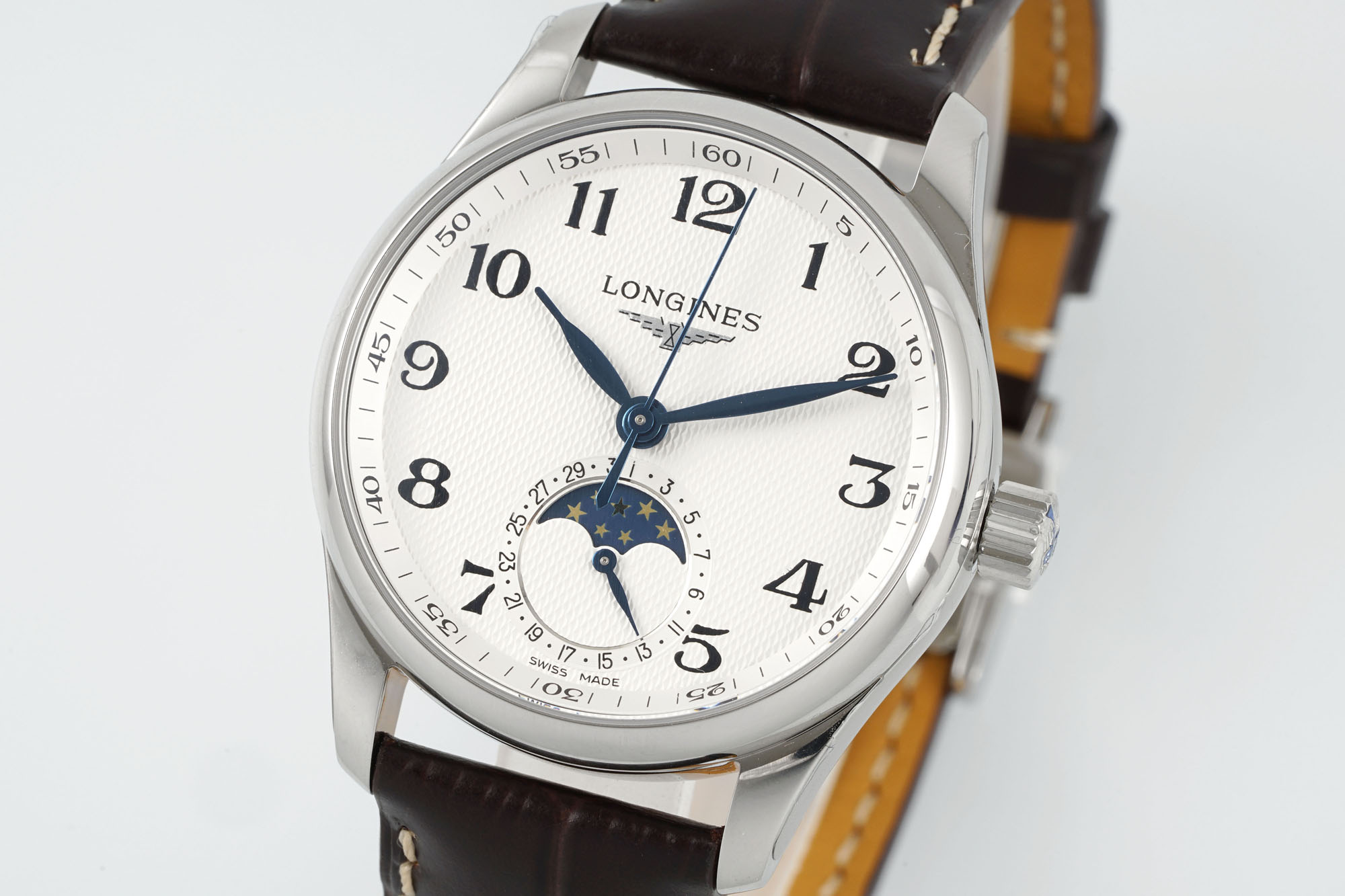 Elegant 34mm AF Pioneer Wristwatch for Women: Unique Design, High Performance, and Diverse Color Options - 图片 3
