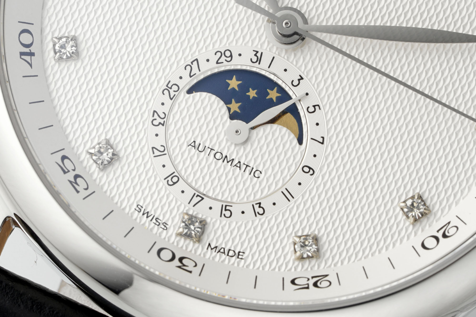 “AF Pioneers 40MM Moon Pine and Springstone Wristwatch: Elegant Design for Asian Men” - 图片 5