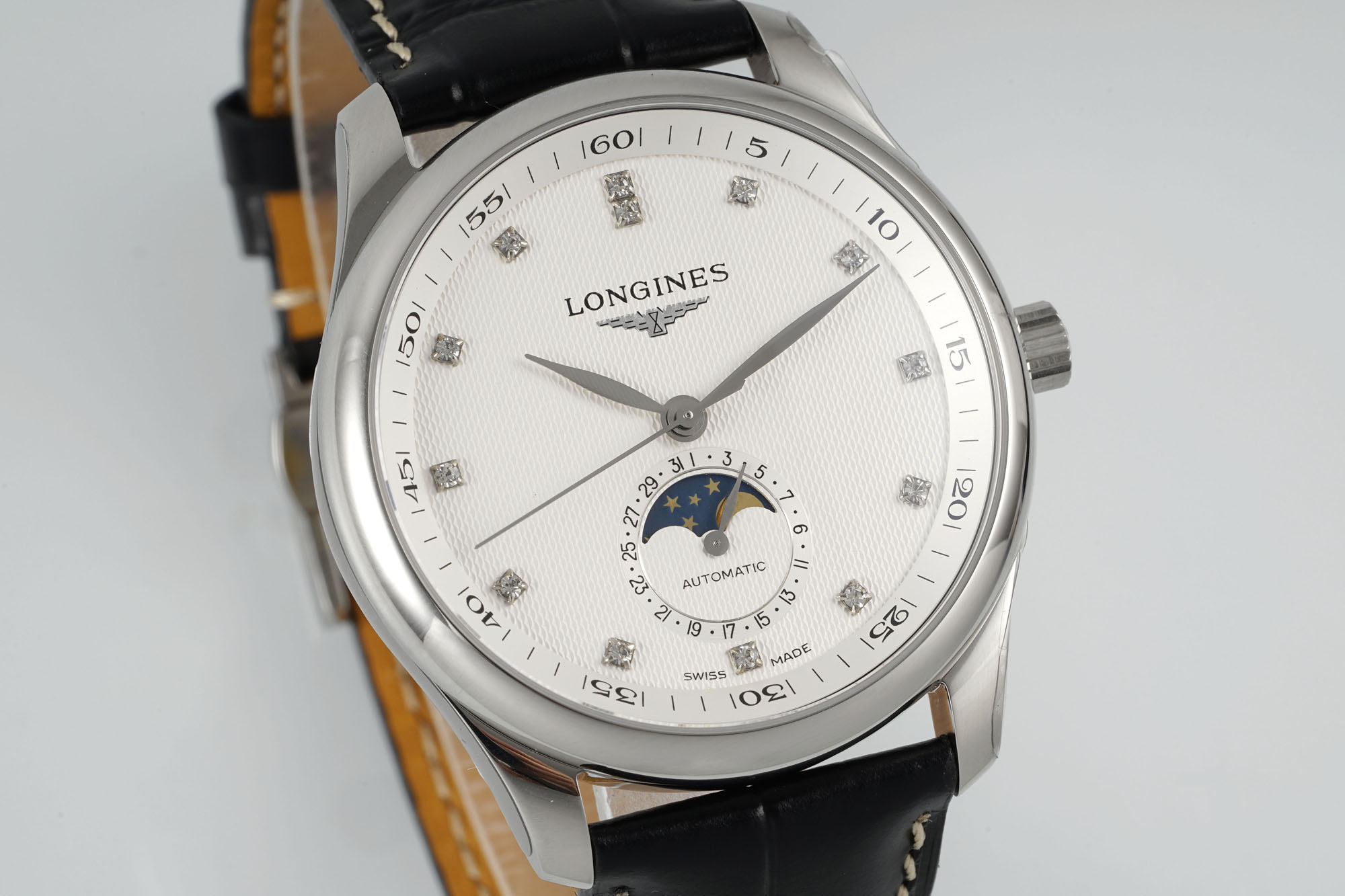 “AF Pioneers 40MM Moon Pine and Springstone Wristwatch: Elegant Design for Asian Men” - 图片 3