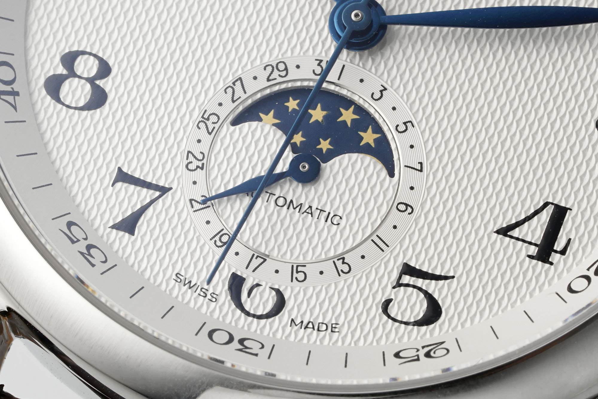 “AF Pioneers Moon Pine Springstone 40MM Watch: Elegant Craftsmanship for Asian Men” - 图片 5