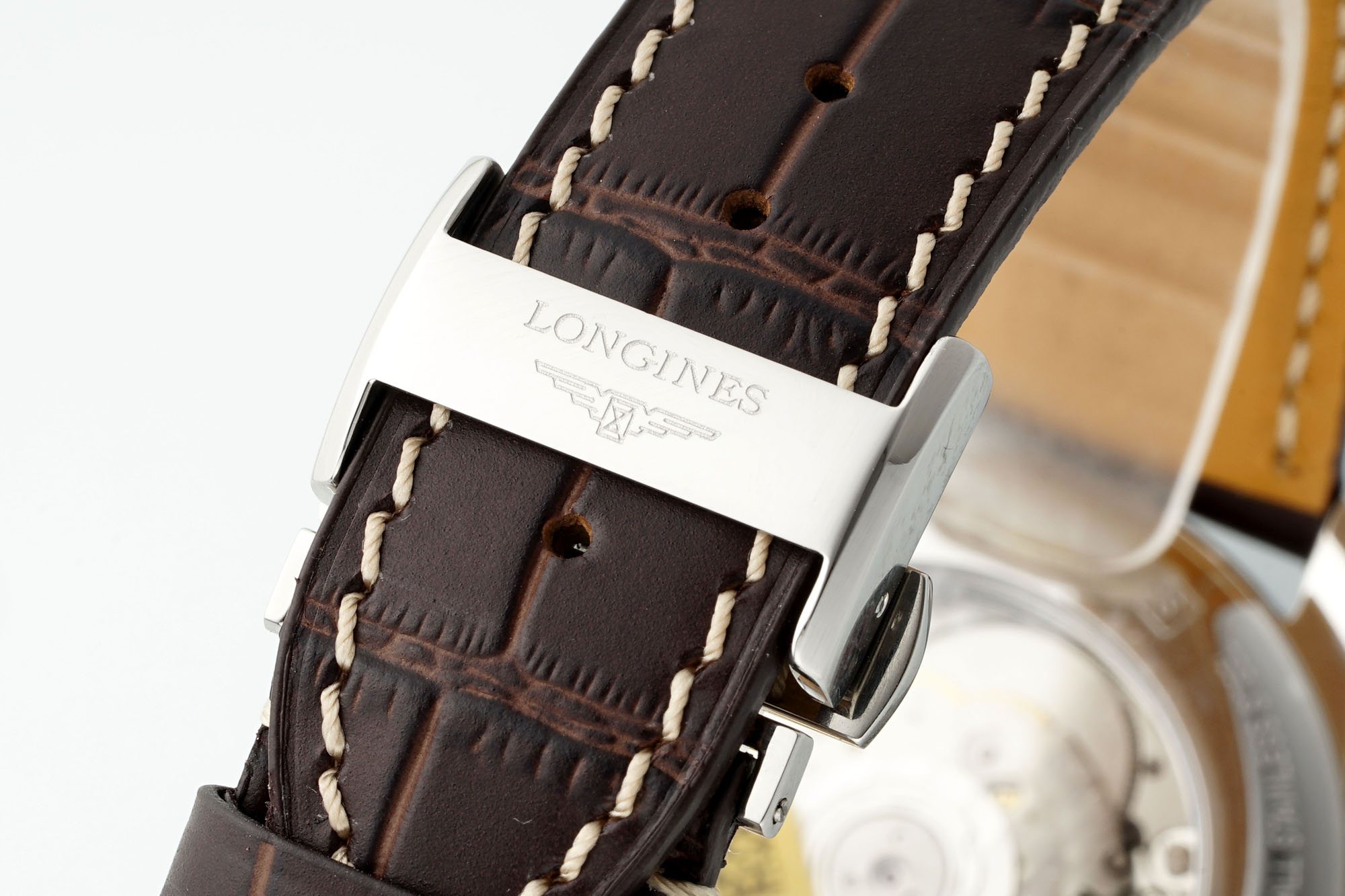 “AF Pioneers Moon Pine Springstone 40MM Watch: Elegant Craftsmanship for Asian Men” - 图片 9