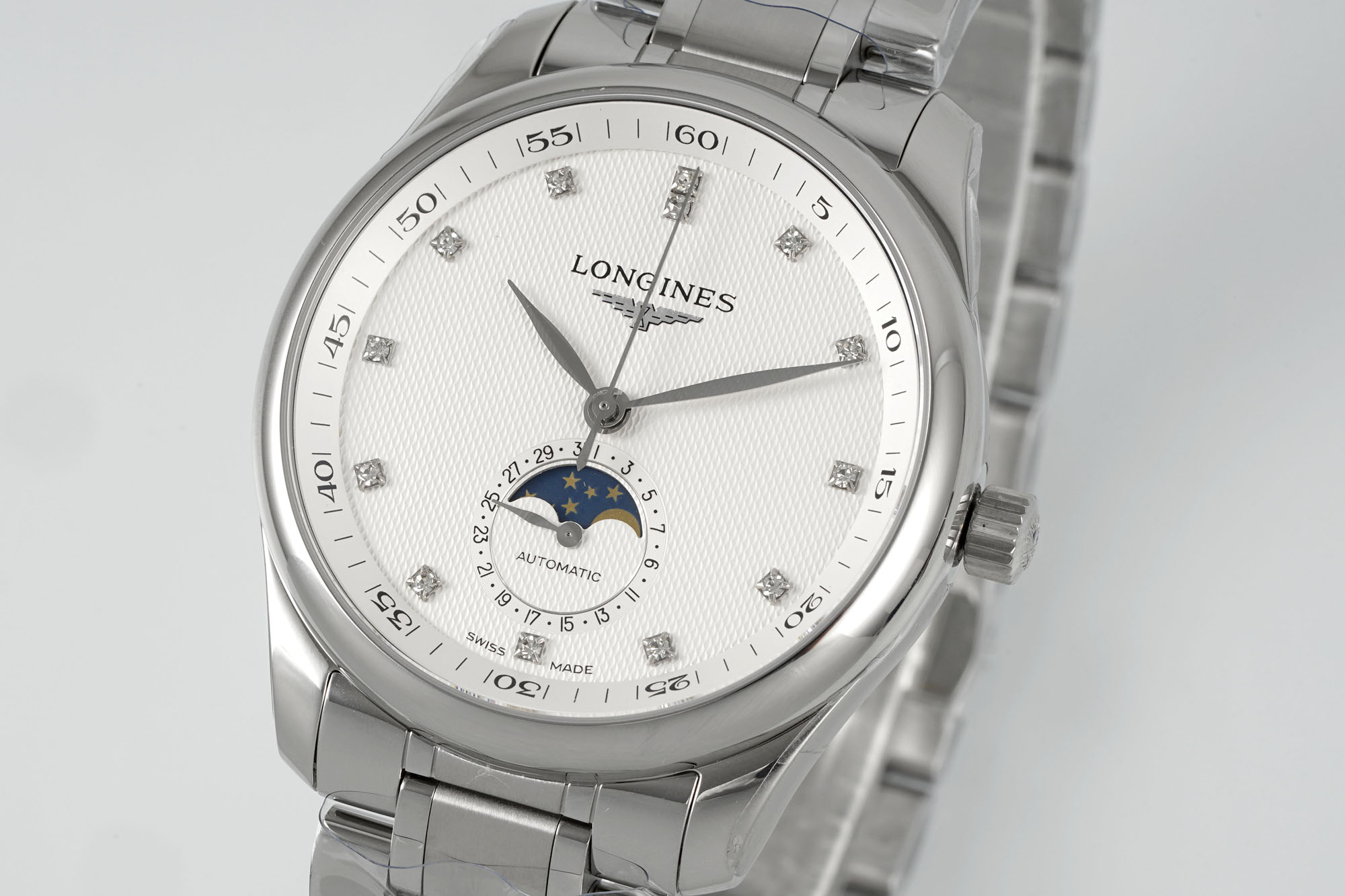 “AF Pioneers 40MM Moon Pine and Springstone Watch: Elegant Craftsmanship for Asian Men”