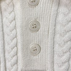 价格280 Thom Browne🇳🇱 TB新款Polo四杠粗针麻花针织衫,针路紧密 袖子四条杠针织而成 价格280 Thom Browne🇳🇱 TB新款Polo四杠粗针麻花针织衫,针路紧密 袖子四条杠针织而成