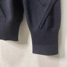 价格270 Thom Browne🇳🇱TB新款圆领菱形针织毛衣,经典四条纹袖口设计,菱形编织纹理立体有型 价格270 Thom Browne🇳🇱TB新款圆领菱形针织毛衣,经典四条纹袖口设计,菱形编织纹理立体有型
