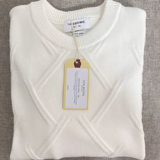 价格270 Thom Browne🇳🇱TB新款圆领菱形针织毛衣,经典四条纹袖口设计,菱形编织纹理立体有型 价格270 Thom Browne🇳🇱TB新款圆领菱形针织毛衣,经典四条纹袖口设计,菱形编织纹理立体有型