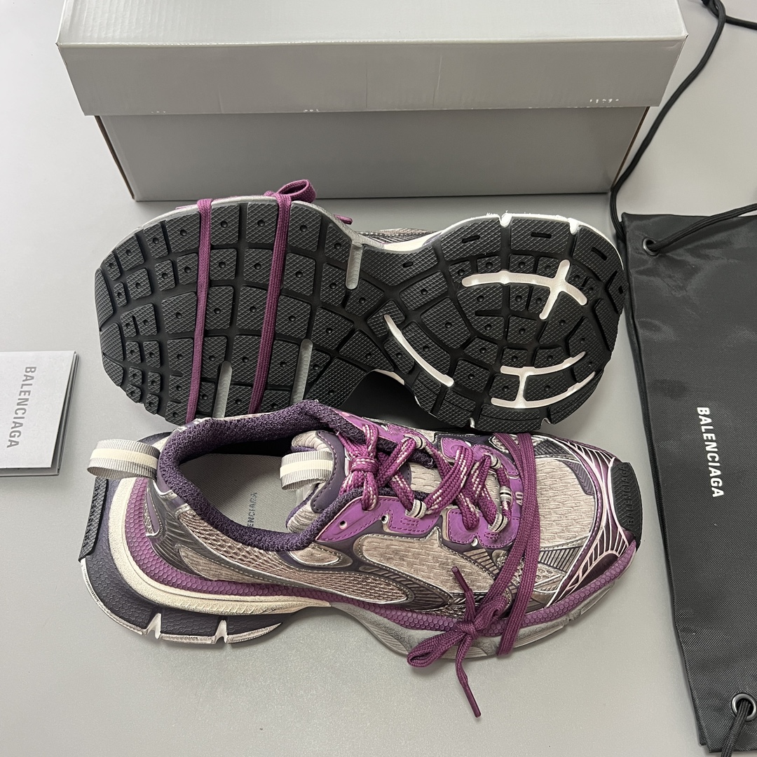 Balenciaga 纯 本Balenciaga Phantom Sneaker 巴黎世家全新做旧十代紫色潮流跑鞋 在延续 Track Trainer 户外轮廓和复杂鞋面结构的同时