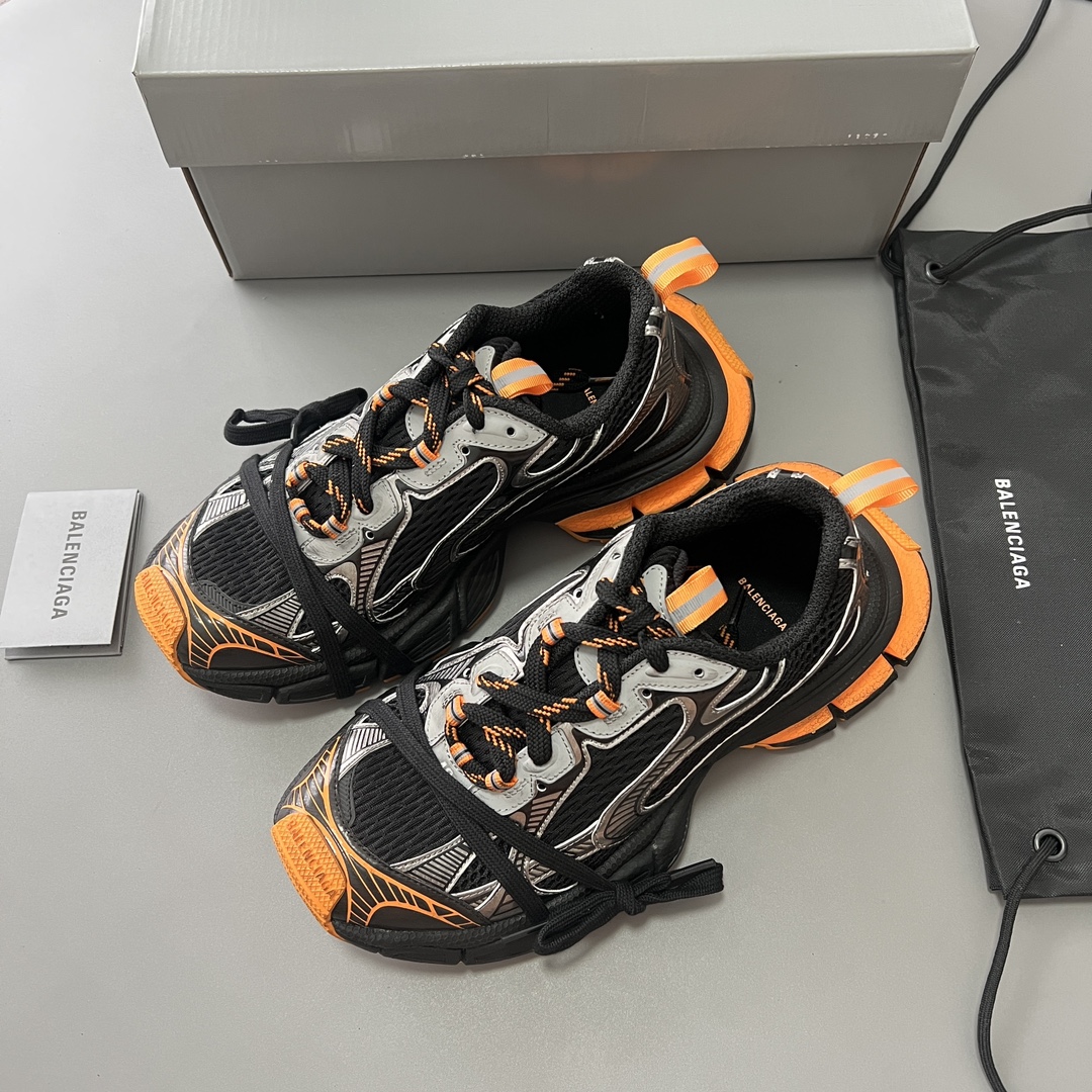 Balenciaga 纯 本Balenciaga Phantom Sneaker 巴黎世家全新做旧十代黑橙潮流跑鞋 在延续 Track Trainer 户外轮廓和复杂鞋面结构的同时