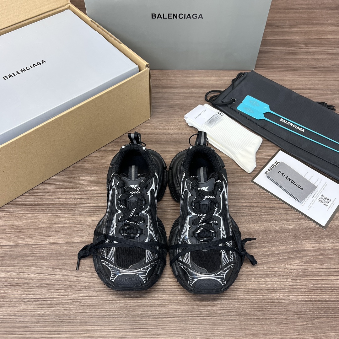 Where to buy Replicas
 Balenciaga Shoes Sneakers Black White Track