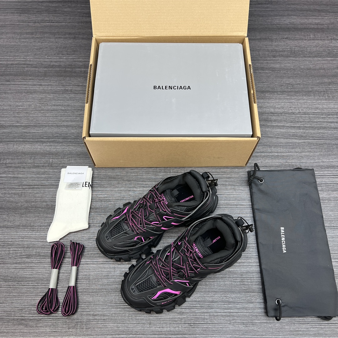 Sin punto de belleza, techo del mercado, Balenciaga 3.0, tres generaciones de zapatos conceptuales para exter…