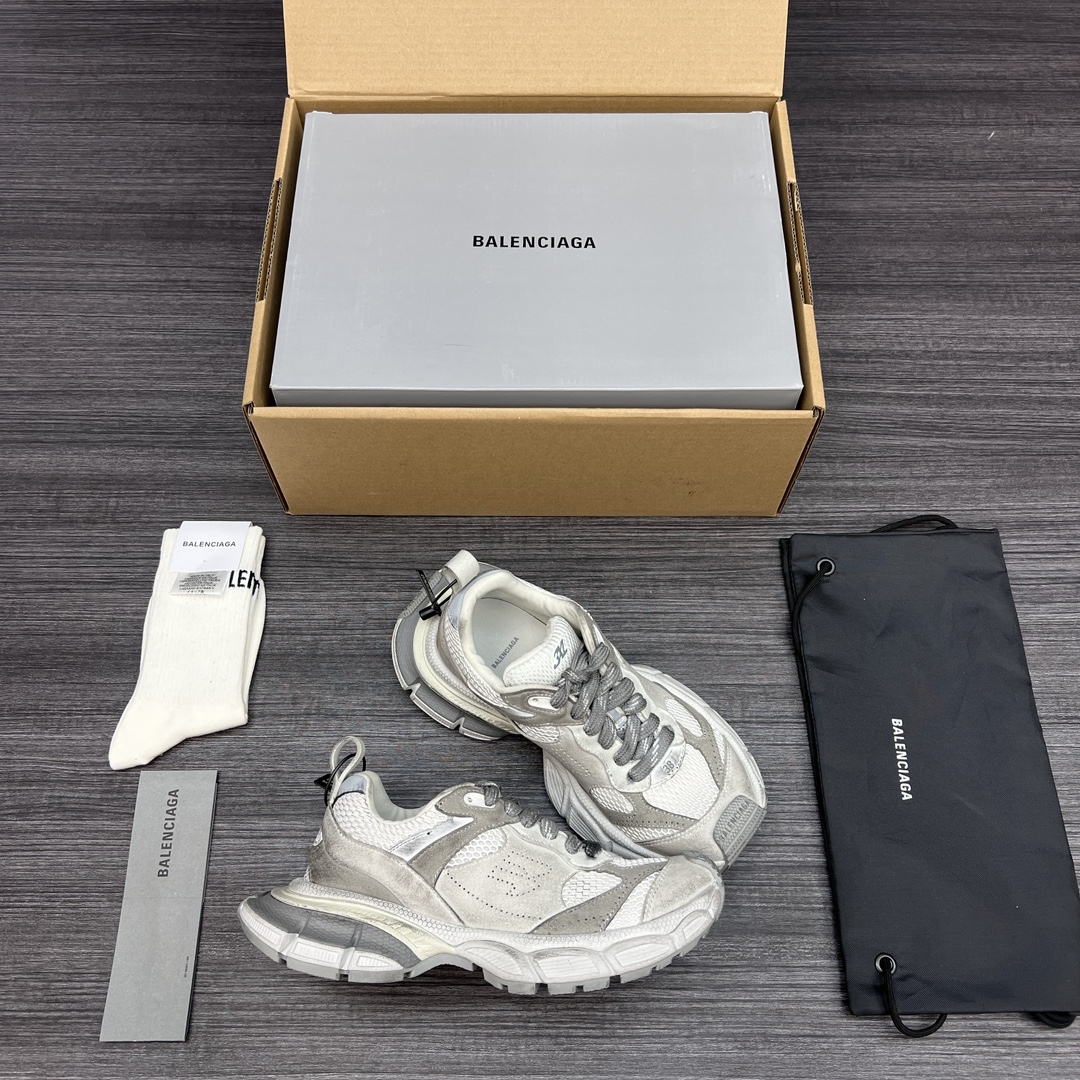 Balenciaga 纯 本 Balenciaga Phantom Sneaker 巴黎世家全新做旧 #3XL 10.5代潮流跑鞋