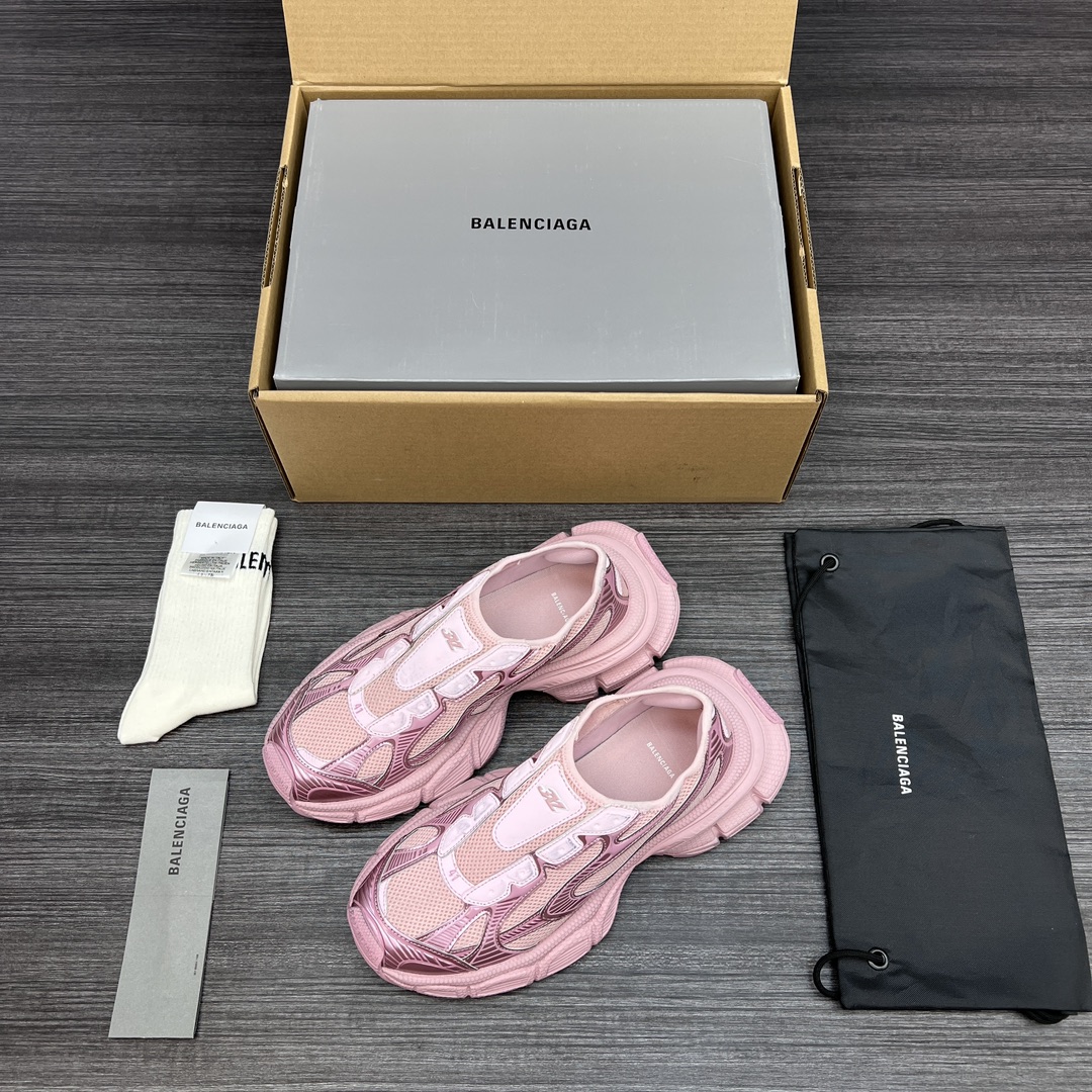 NO:228955,The pure original version of Balenciaga Phantom Sneaker Balenciaga 3XL pink one-legged pedal. While continuing the outdoor contour and complex upper structure of the Track Trainer, the new model uses breathable mesh spliced ​​metal embossed leather, and the entire upper is integrated with stitched and lasted. Packaging: Full set of original packaging reinforced aircraft box packaging!  Number of codes: 35-46 codes!  (One size larger, wear 42 shots and 41 shots), casual shoes/sports shoes, balenciaga, balenciaga, tom ford, sneakers19860909纯原版本Balenciaga Phantom Sneaker 巴黎世家3XL粉色一脚蹬 在延续 Track Trainer 户外轮廓和复杂鞋面结构的同时,新款采用了透气网布拼接金属压纹皮料 整鞋面一体缝合拉帮套楦成型. 包装:全套原版包装加固飞机盒包装！ 码数:35-46码！(偏大一码 穿42拍41),休闲鞋/运动鞋,balenciaga,balenciaga,tom ford,sneakers,Women's Shoes