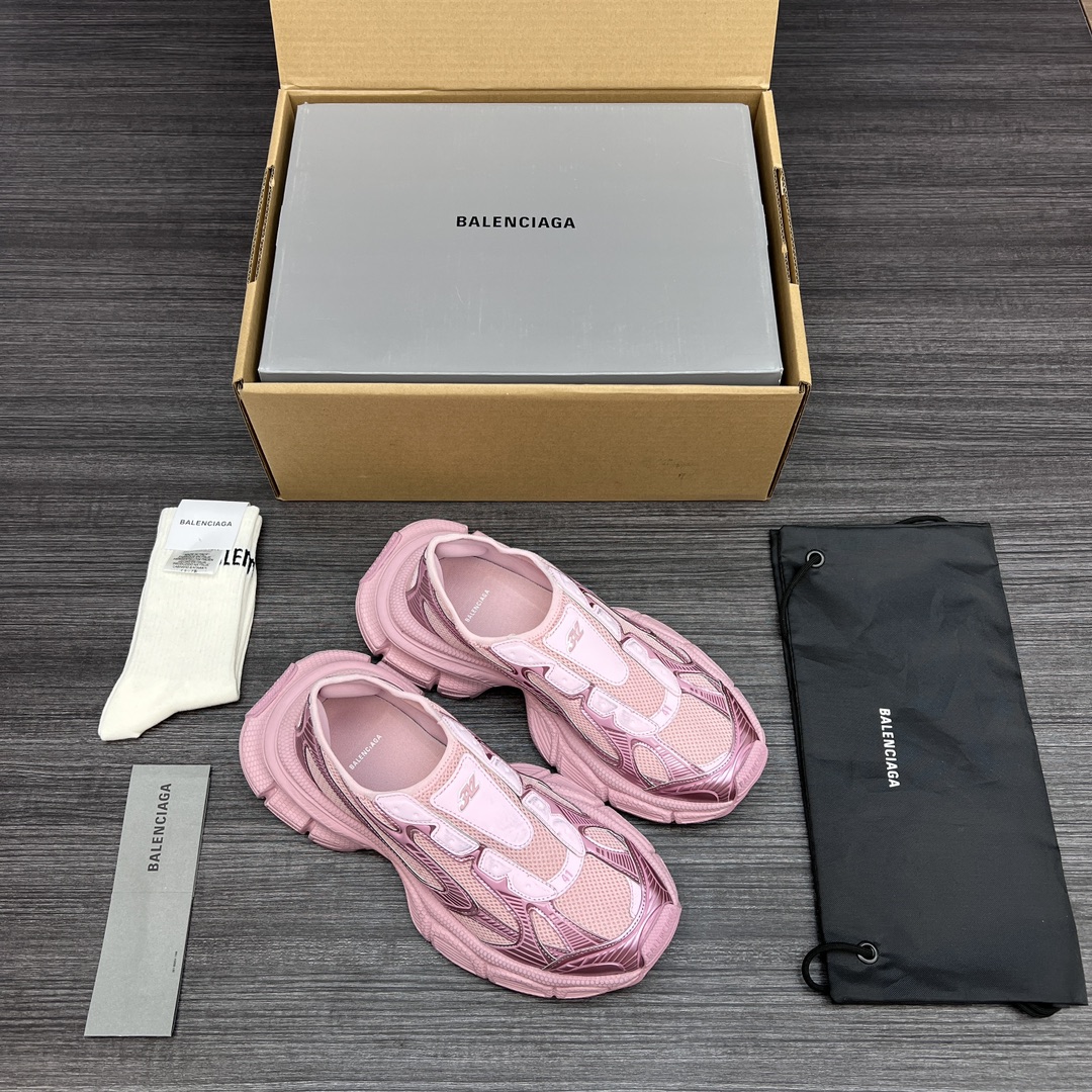 Balenciaga 纯 本Balenciaga Phantom Sneaker 巴黎世家3XL粉色一脚蹬 在延续 Track Trainer 户外轮廓和复杂鞋面结构的同时