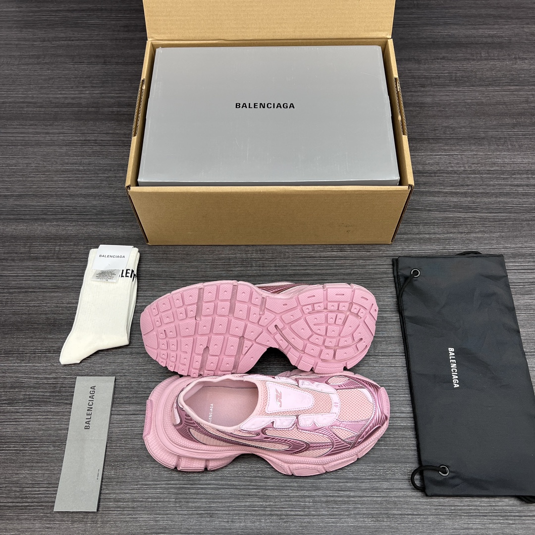 Balenciaga 纯 本Balenciaga Phantom Sneaker 巴黎世家3XL粉色一脚蹬 在延续 Track Trainer 户外轮廓和复杂鞋面结构的同时