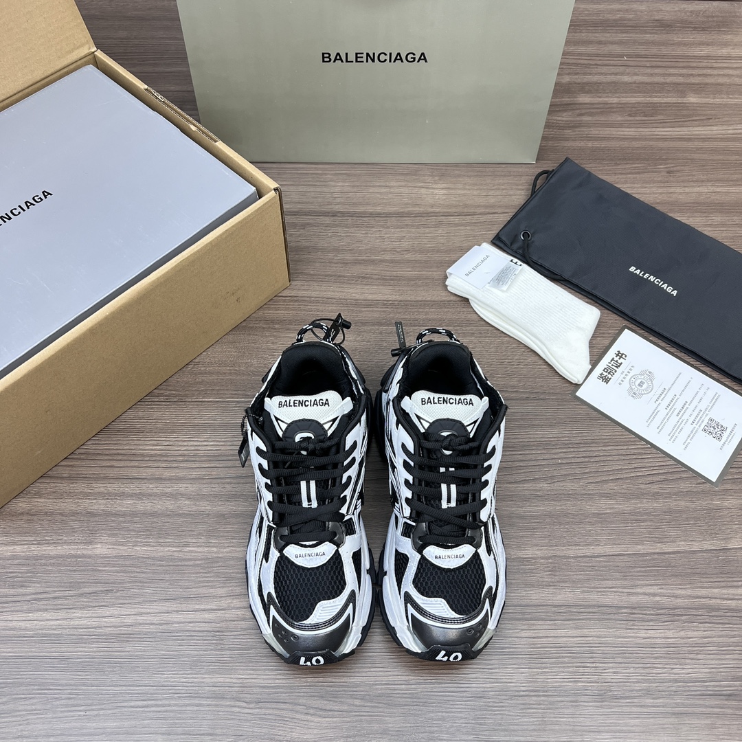 Balenciaga Shoes Sneakers Vintage Sweatpants