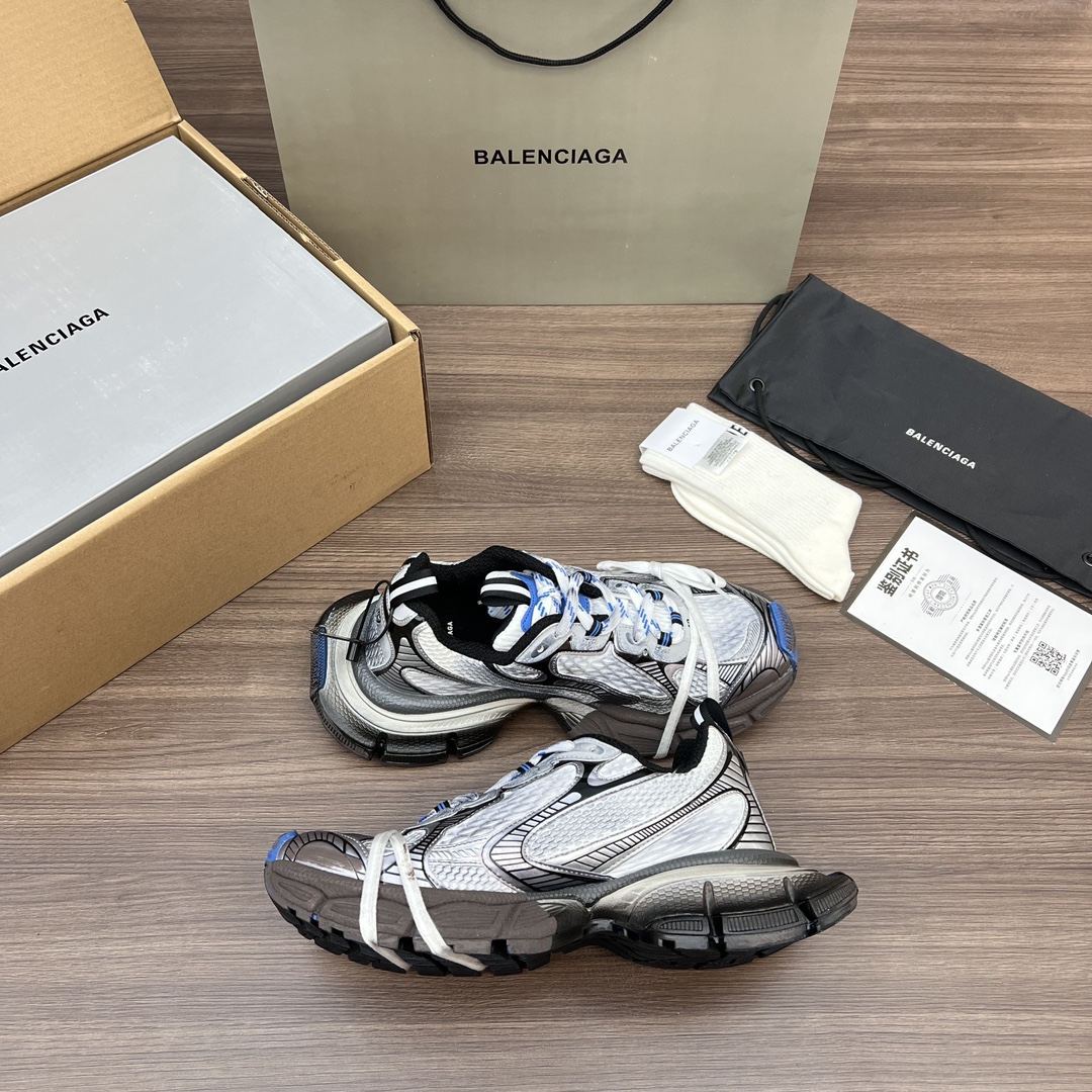 Balenciaga Balenciaga Phantom Sneaker 3XL 巴黎世家全新做旧 十代银蓝泥染做旧 潮流跑鞋 在延续 Track Trainer 户外轮廓和复杂鞋面结构的同时