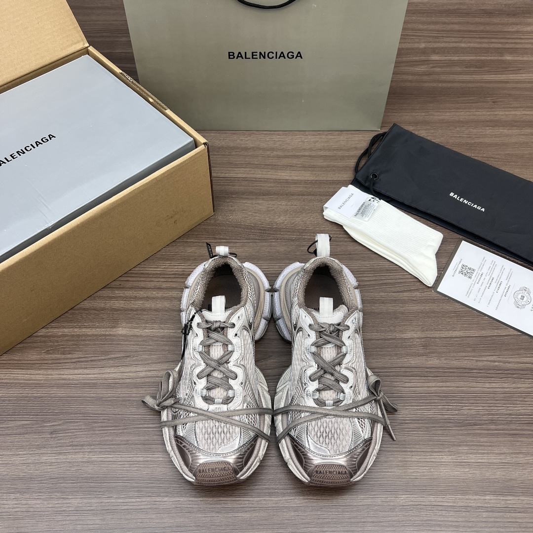 Balenciaga Replicas
 Shoes Sneakers Track