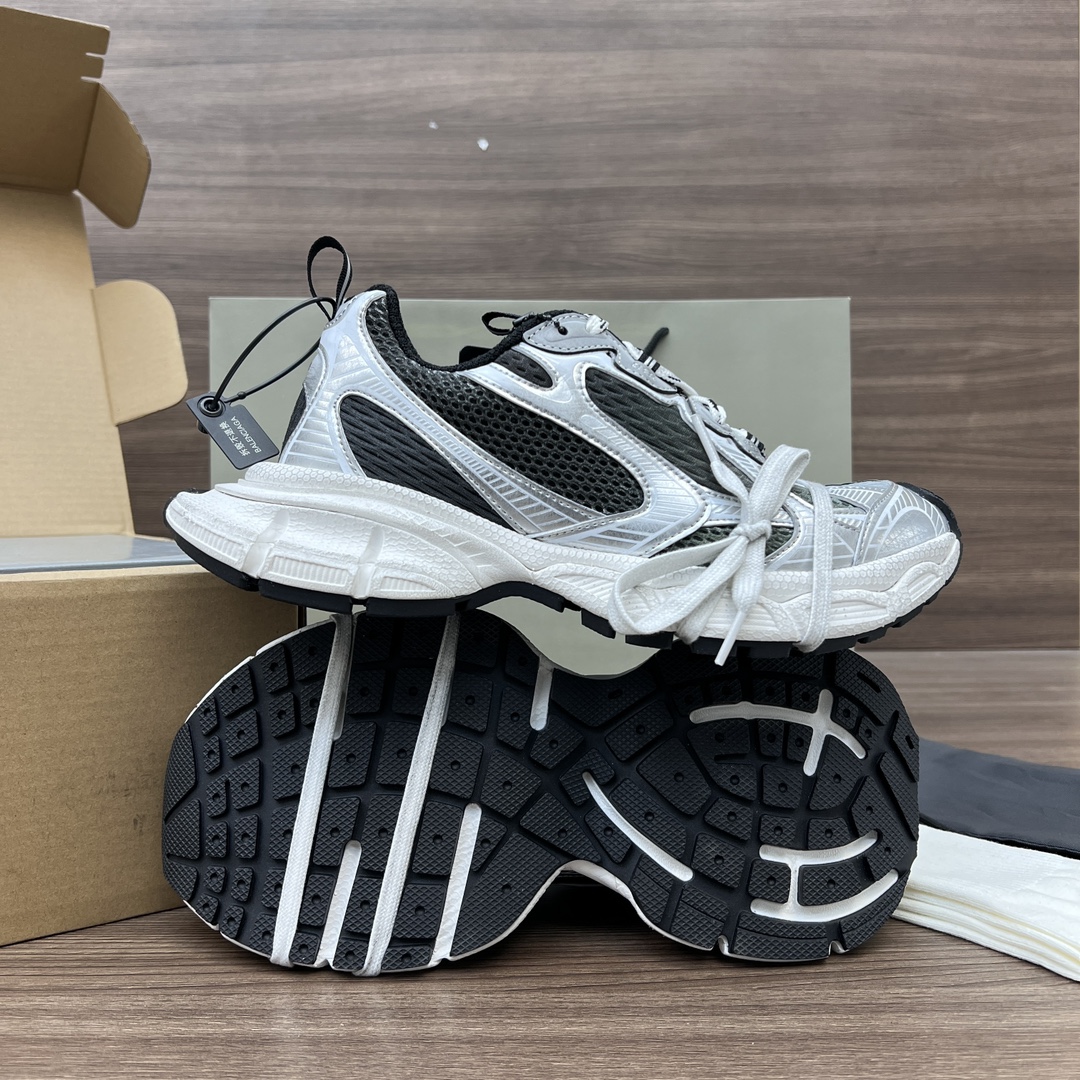 Balenciaga Balenciaga Phantom Sneaker 巴黎世家全新做旧 #3XL 十代白银灰潮流跑鞋