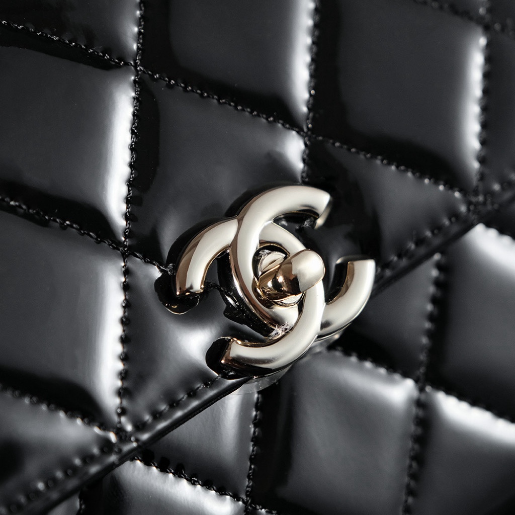 Chanel 23k 化妆盒子包 7