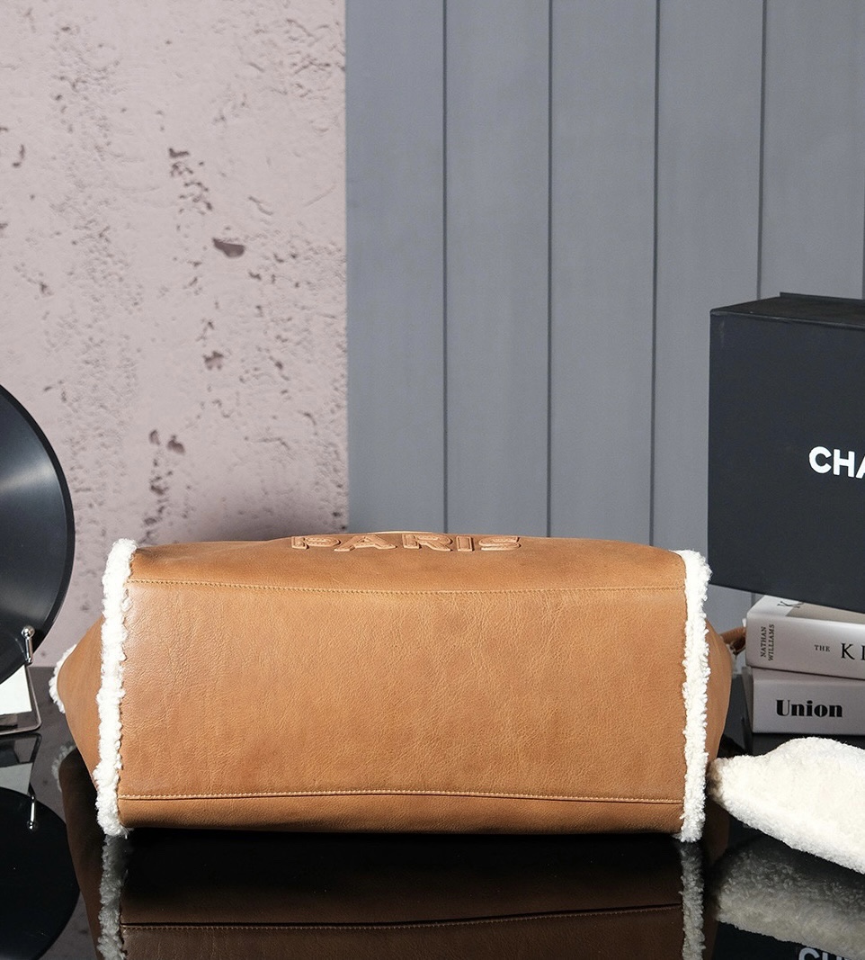 Chanel 24k 购物包🛍️ 4