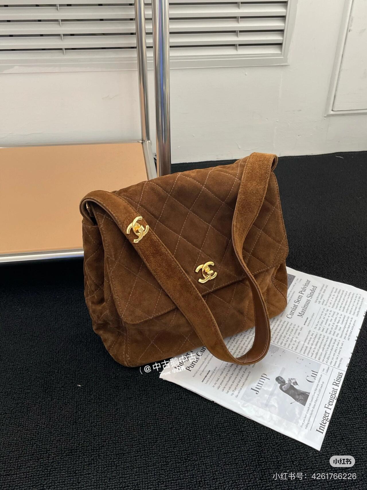 Vintage never goes out of style. - Bag 4