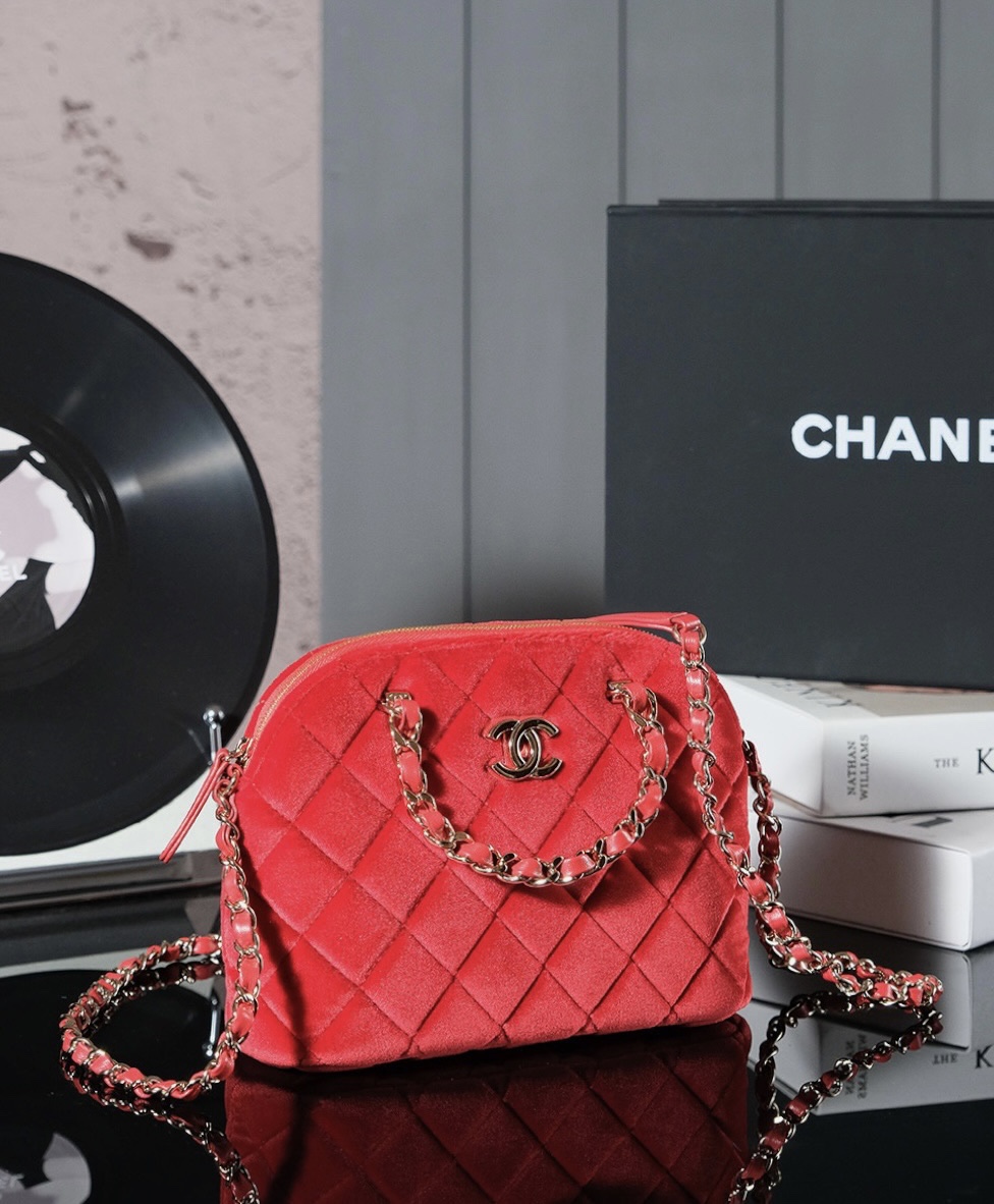 Chanel Luxury Designer Handbag Shoulder Crossbody Bag crafted in premium 2
