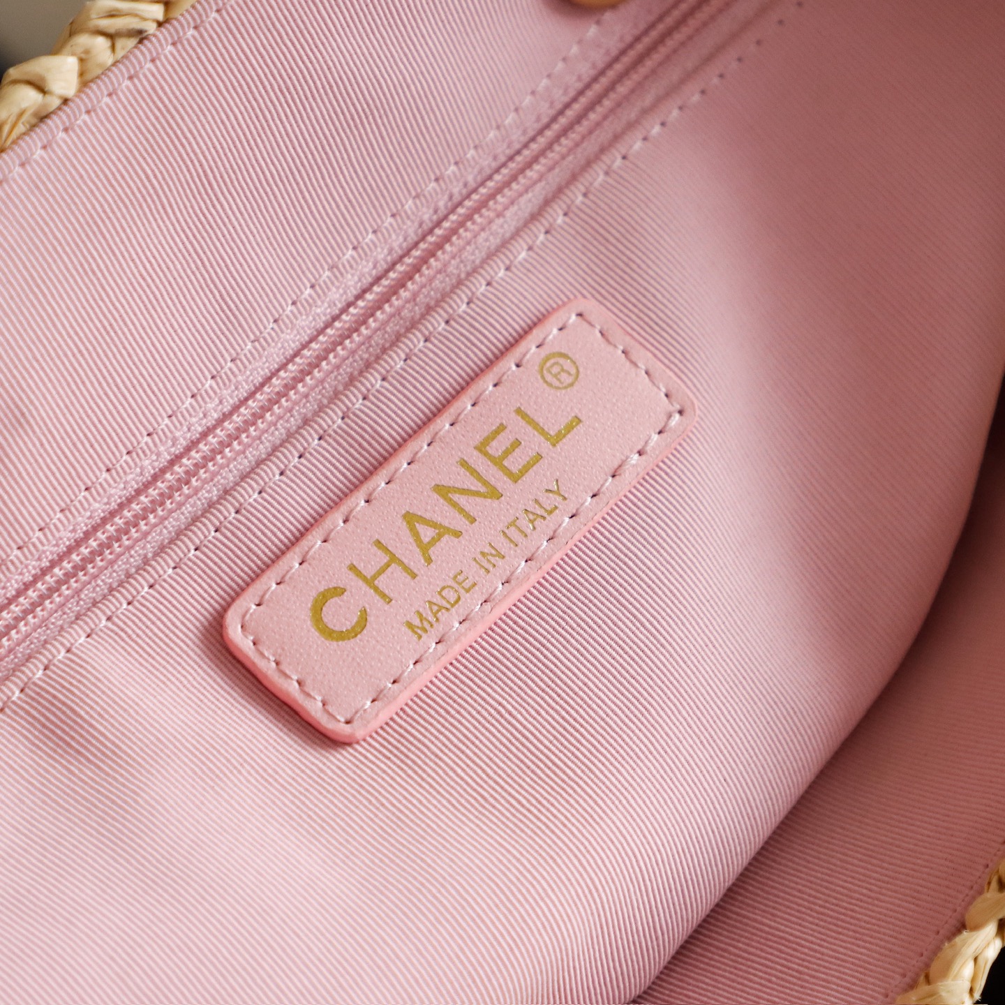 Chanel Raffia Basket Bag, Small Apricot Pink, 32*23*14cm, Spring Summer Collection 9 i1752816531857 6340 0 7