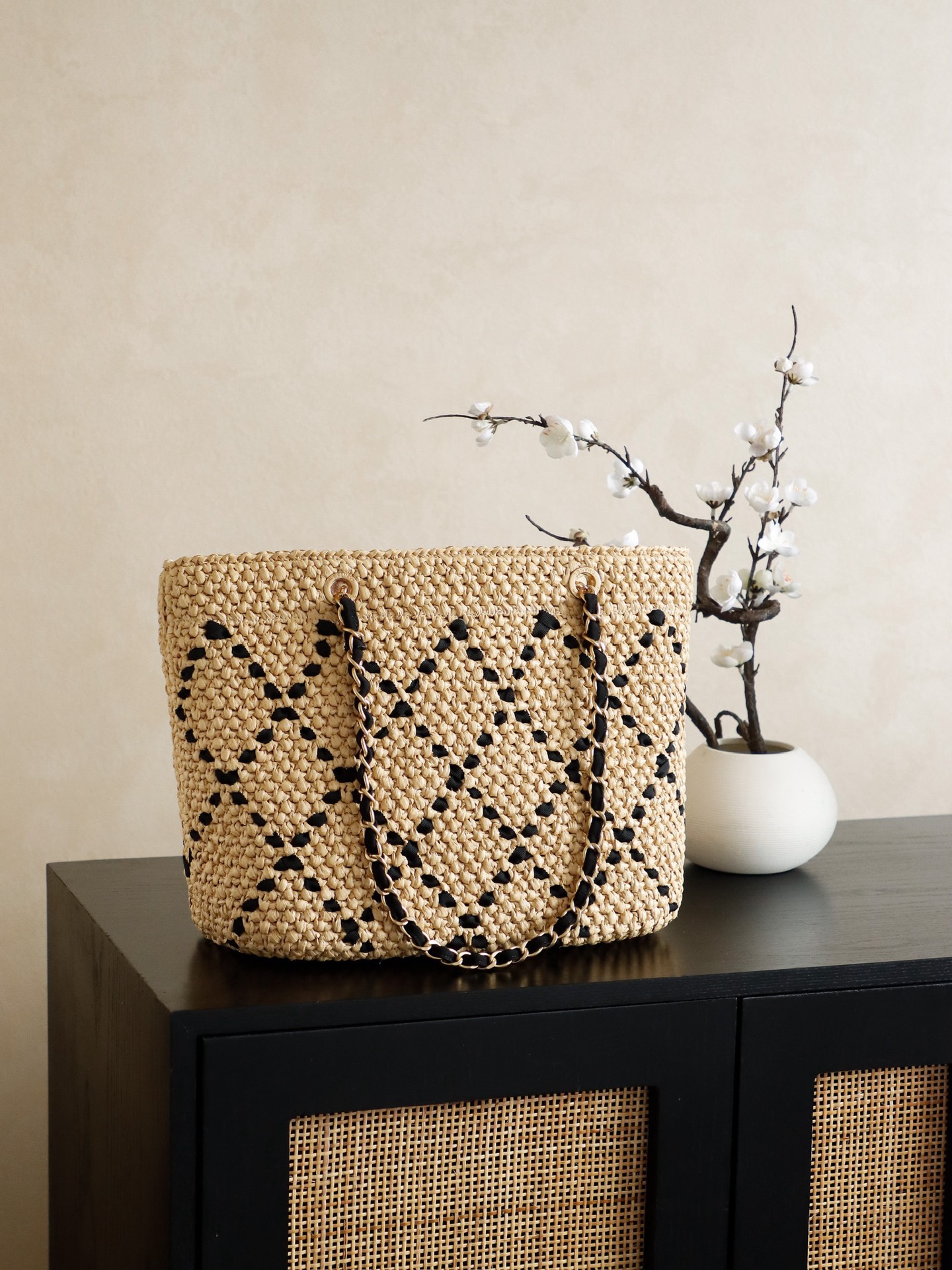 Chanel Woven Raffia Tote Bag, Spring/Summer Collection, Large Size 3 i1752817210315 8248 0 2