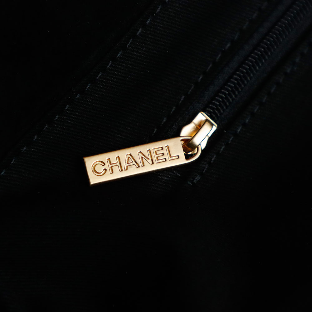 Chanel Woven Beach Tote Bag with Pouch, Beige, Spring Collection 9 i1756390492206 3921 0 6