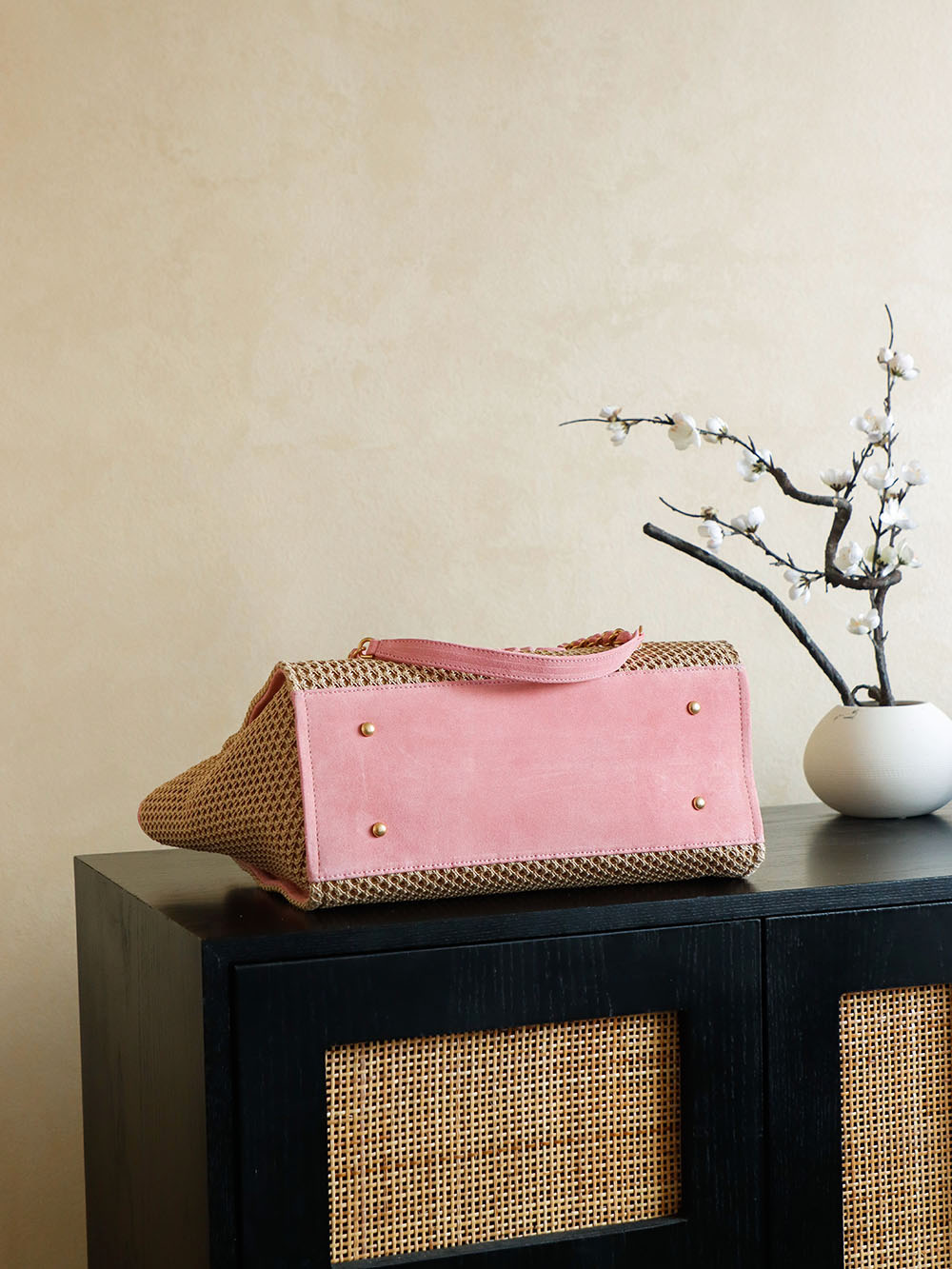 Chanel Spring Woven Beach Bag - Beige and Pink, Perfect for Vacation 4 i1756390580828 8837 0 1