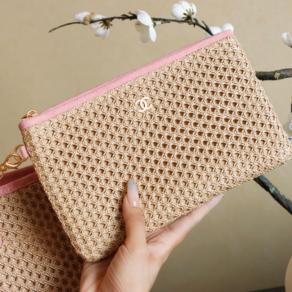 Chanel Spring Woven Beach Bag - Beige and Pink, Perfect for Vacation 7 i1756390581309 1403 0 5