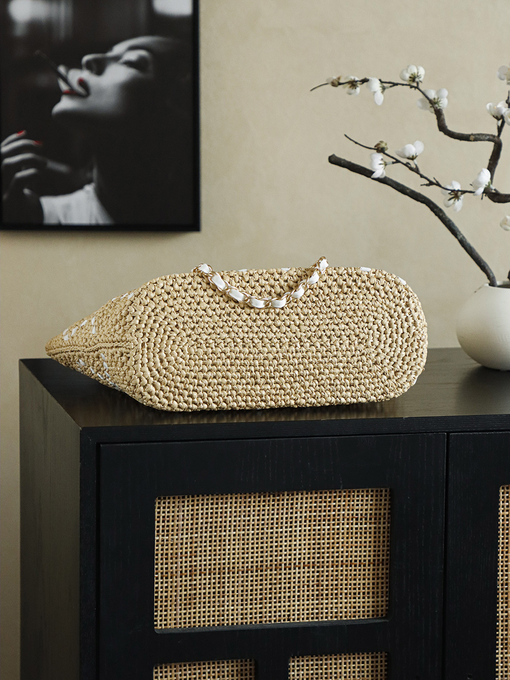 Chanel 26c Spring Hand-Woven Raffia Tote Bag, Large Size, Apricot White 6 i1757060642807 9496 0 3