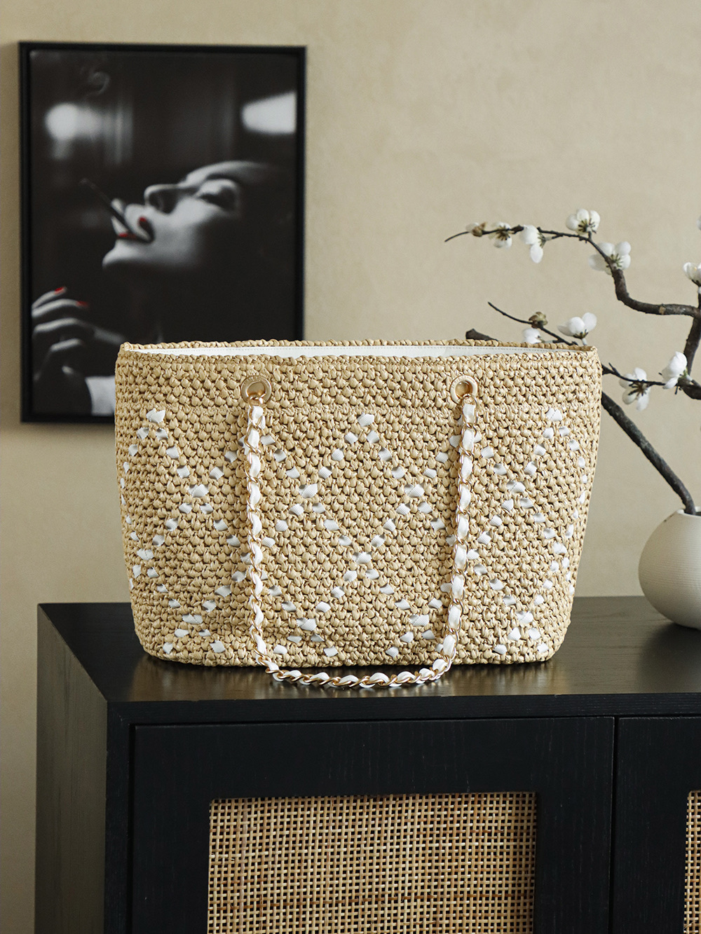 Chanel 26c Spring Hand-Woven Raffia Tote Bag, Large Size, Apricot White 4 i1757060642910 375 0 4