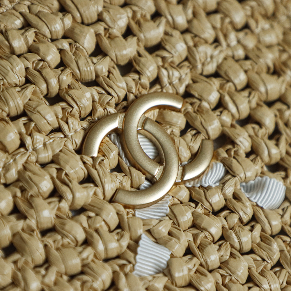 Chanel 26c Spring Hand-Woven Raffia Tote Bag, Large Size, Apricot White 8 i1757060643661 3281 0 7