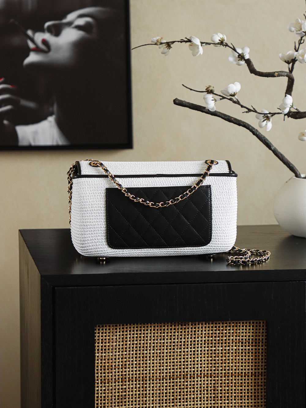 Chanel Classic Flap Hand-Woven Raffia Bag,26cm, White, Perfect for Vacation 3 i1757061137219 6687 0 3