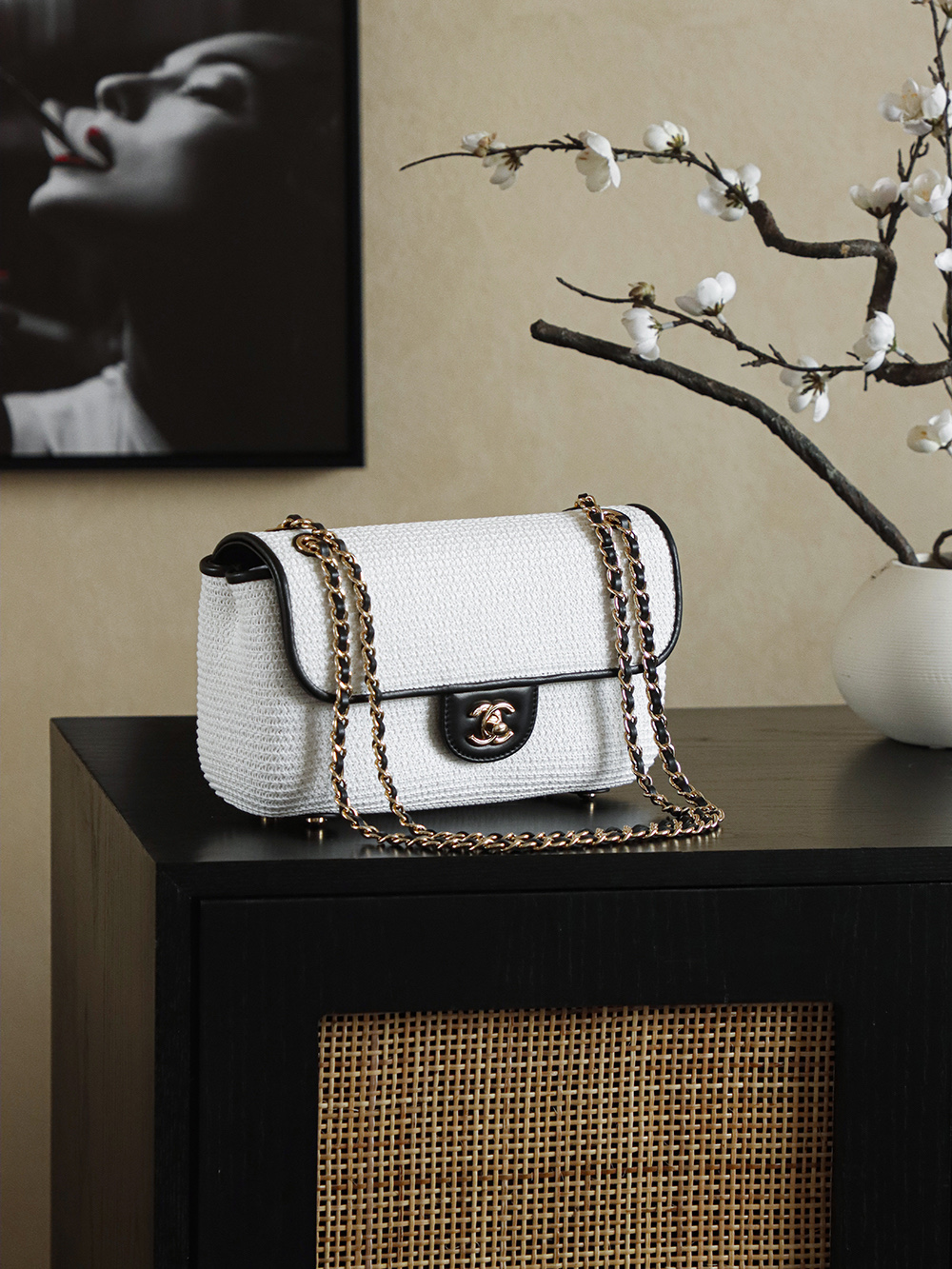 Chanel Classic Flap Hand-Woven Raffia Bag,26cm, White, Perfect for Vacation 2 i1757061137720 877 0 1
